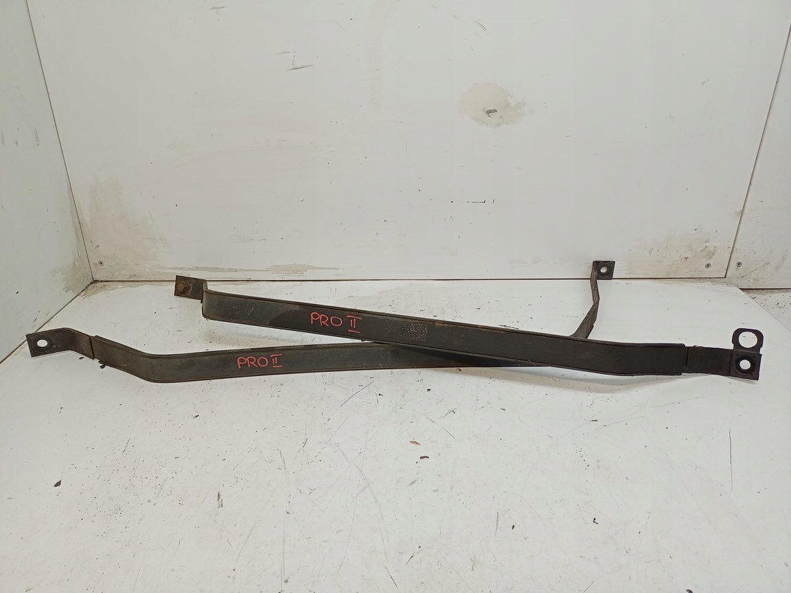 KIA CEED PRO II OBEJMY Halter Behälter KOMPLET 2012
