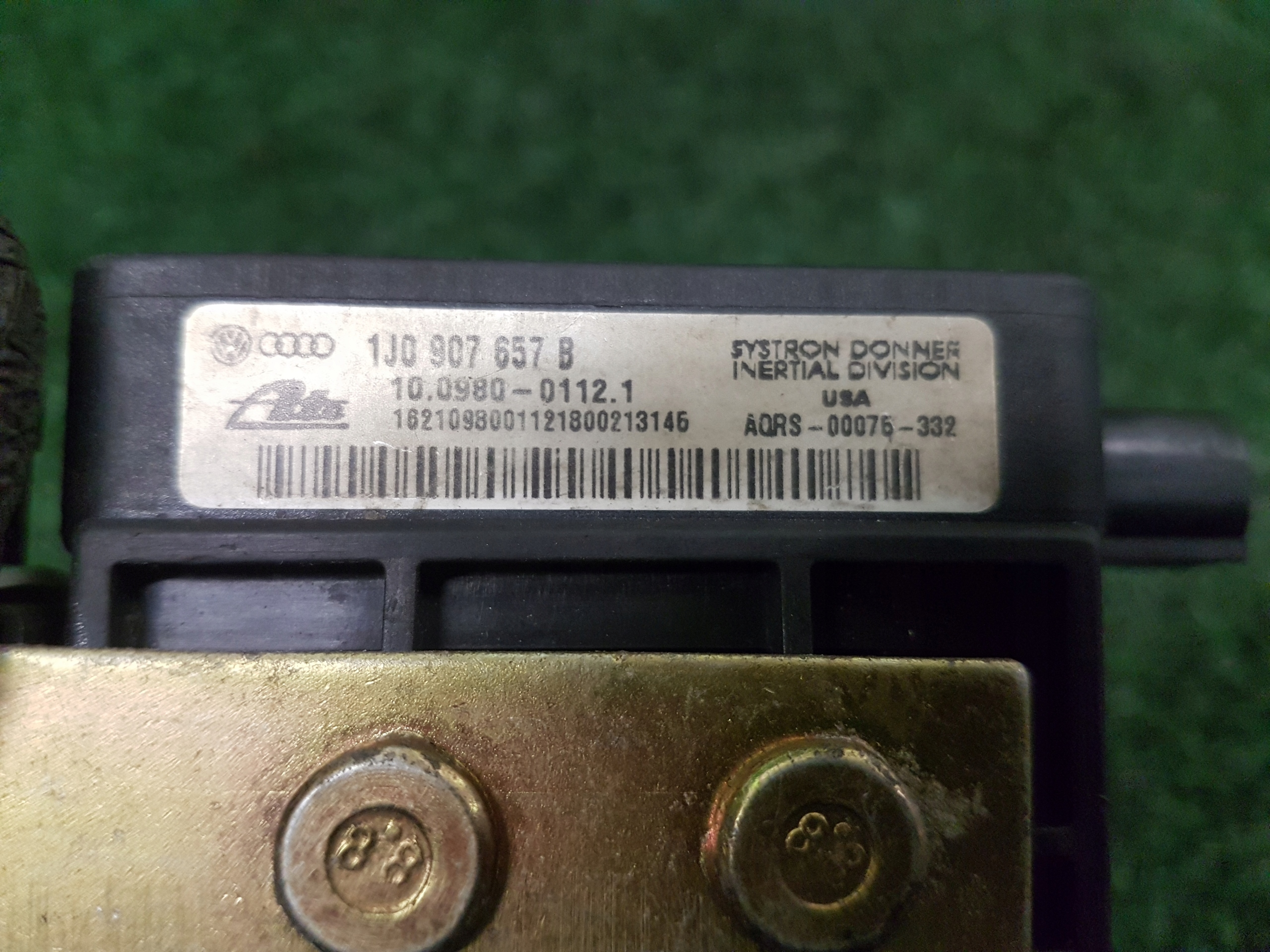 Sensor ESP VOLKSWAGEN GOLF 4 1J0907657B 1J0907637B