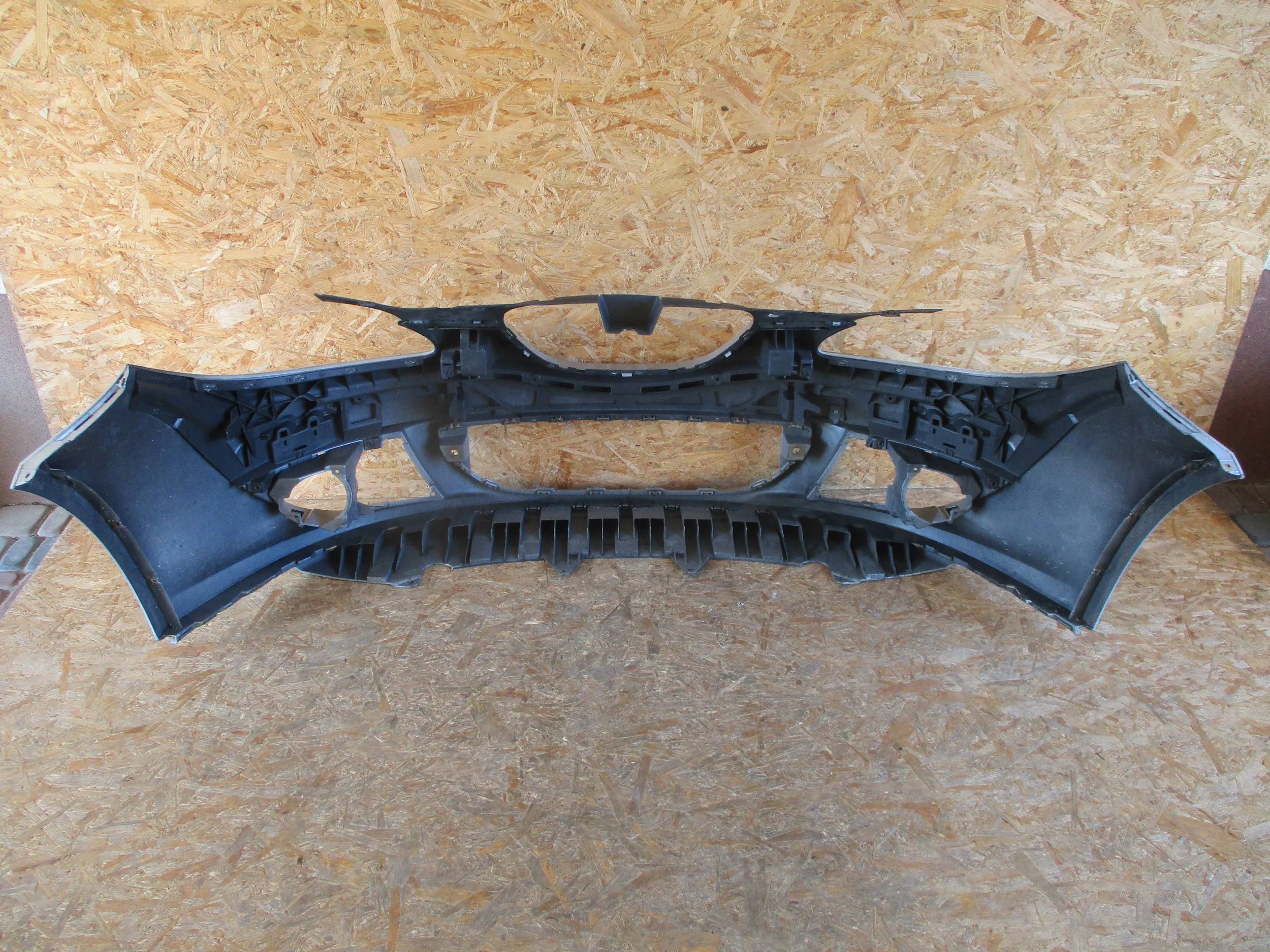 bumper front front SEAT ALTEA 5P0