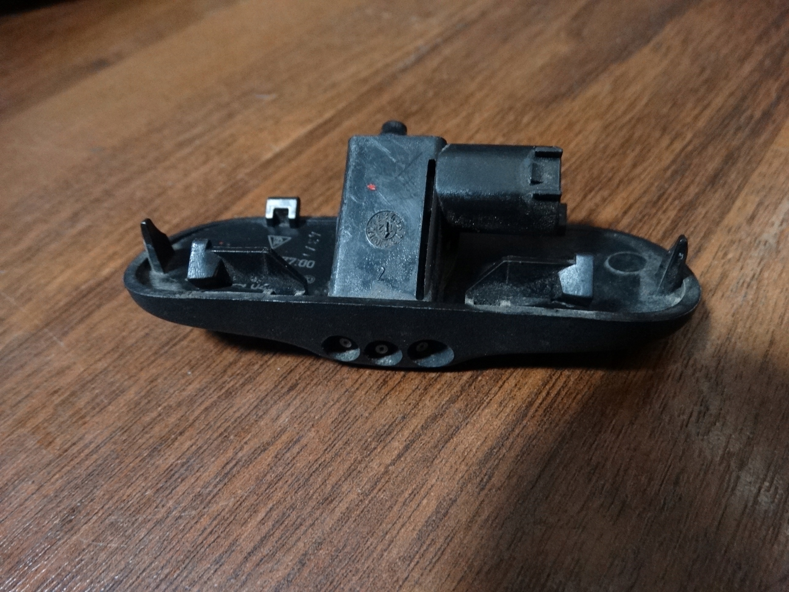 washer bonnets right PORSCHE PANAMERA 970 1