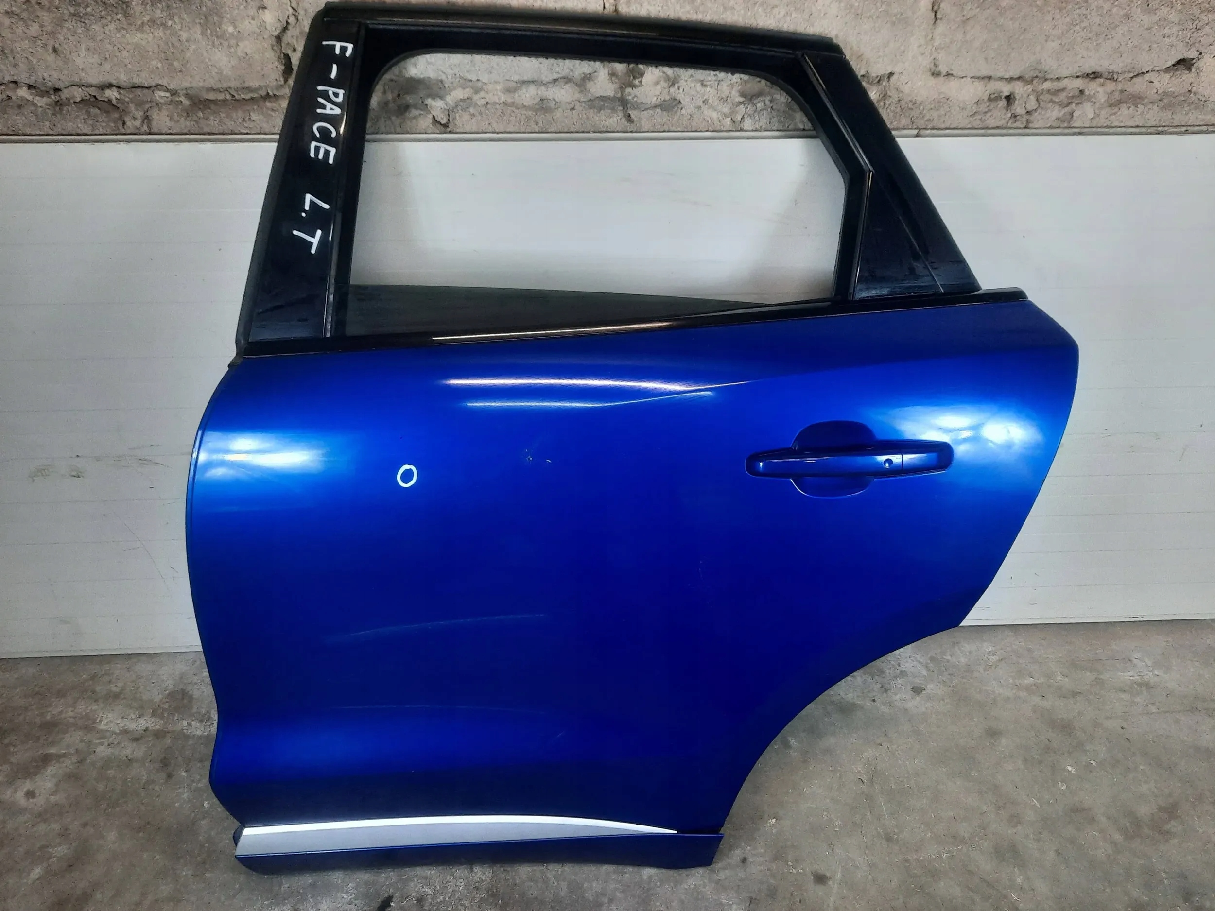 DRZWI LEWY TYŁ TYLNE LEWE JAGUAR F PACE X761