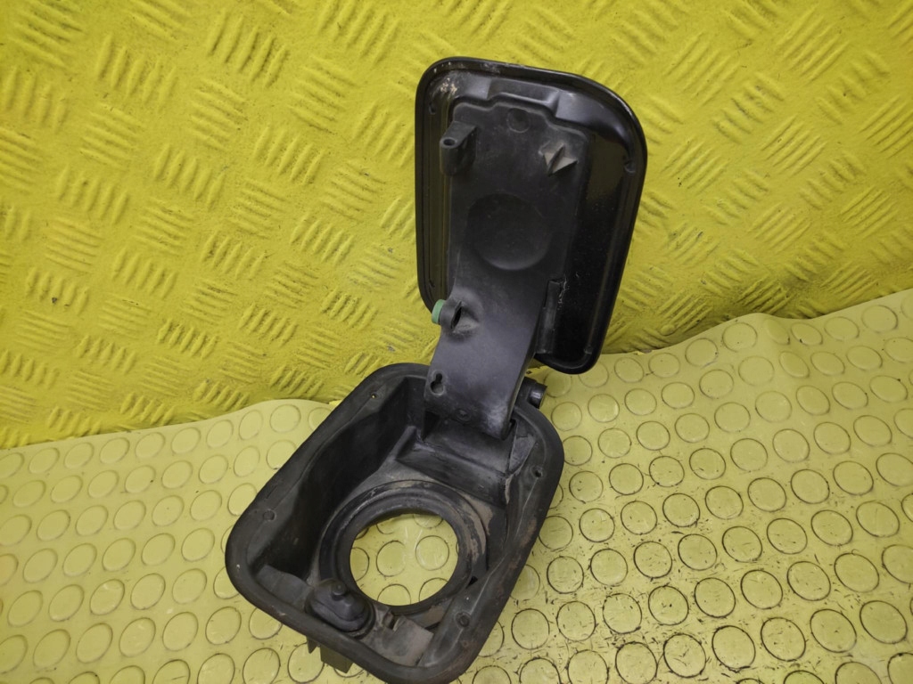 BMW E60 Volet trappe carburant Carburant 7034279