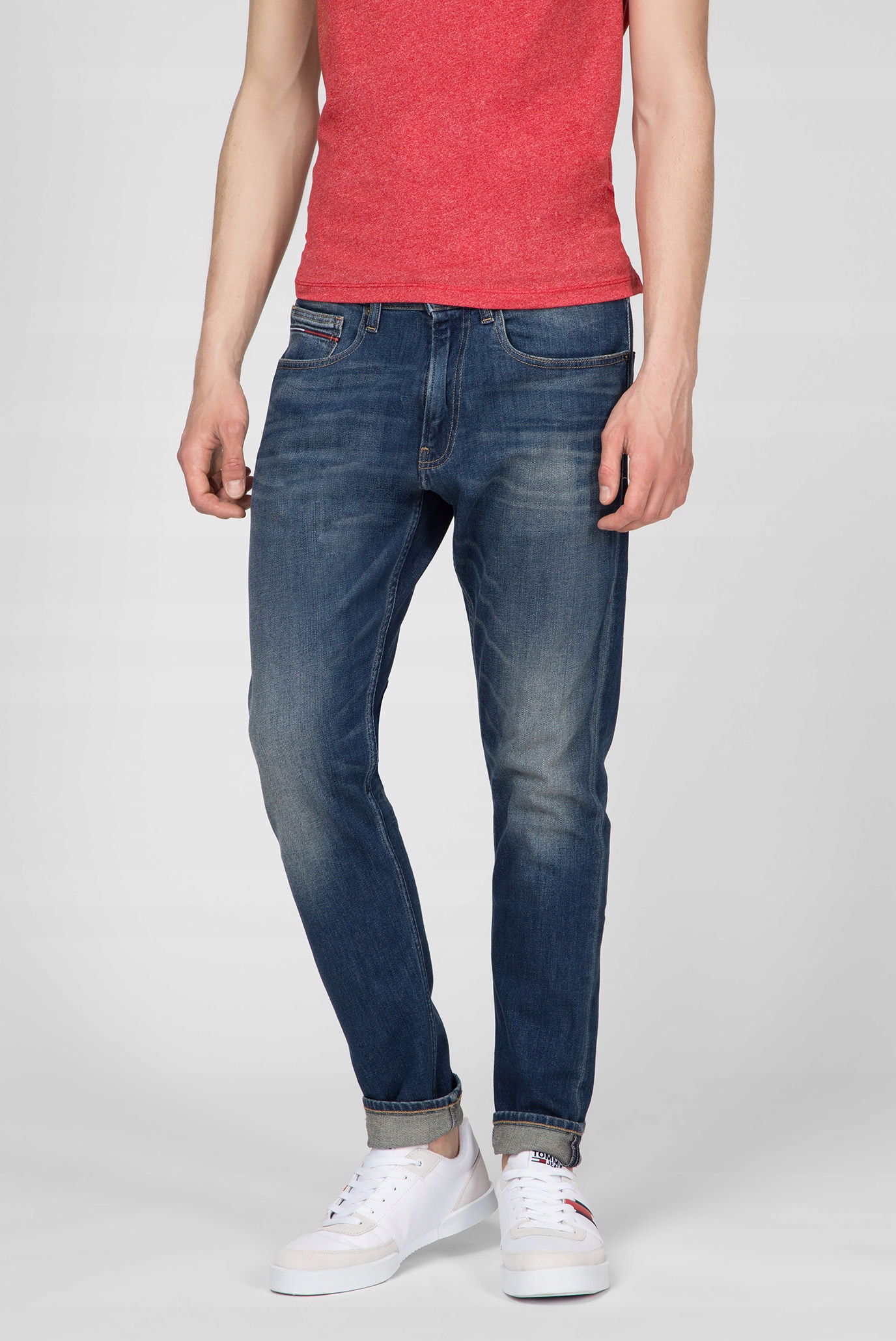 tommy modern tapered