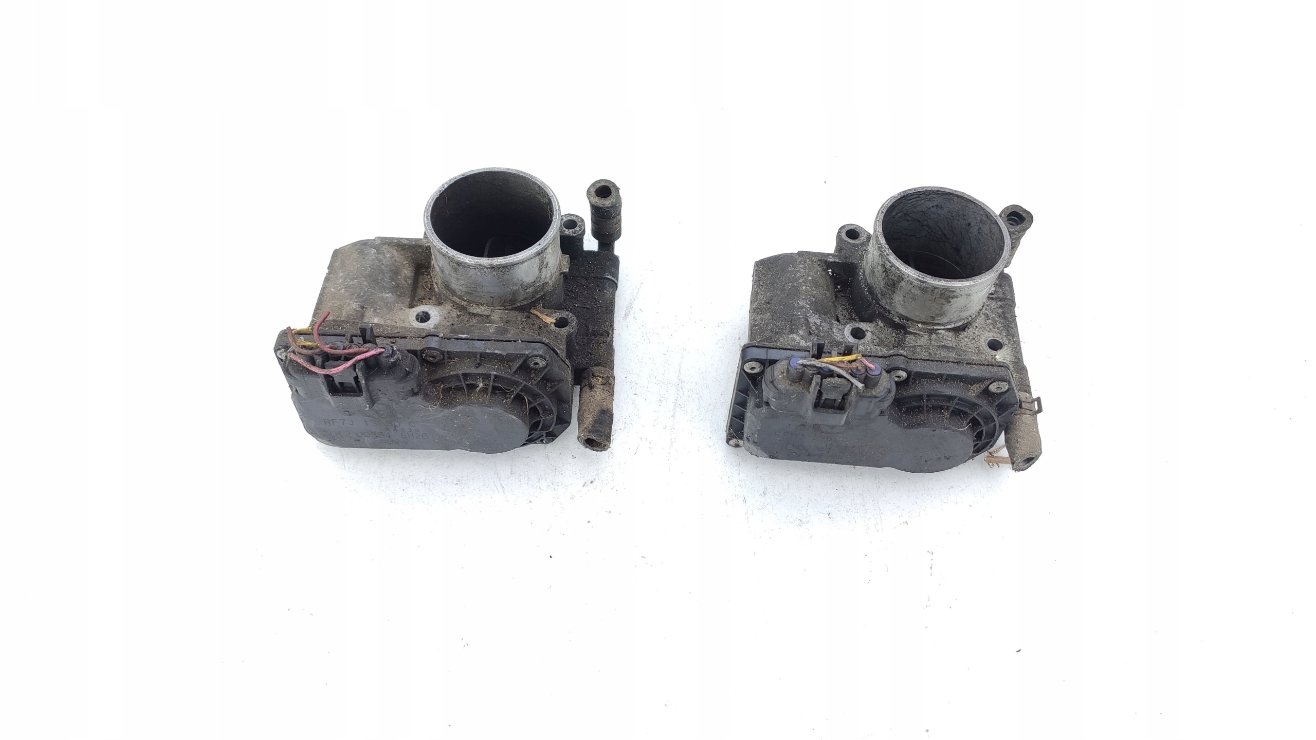 mazda oe RF7J136B0C ДРОССЕЛЬНАЯ ЗАСЛОНКА