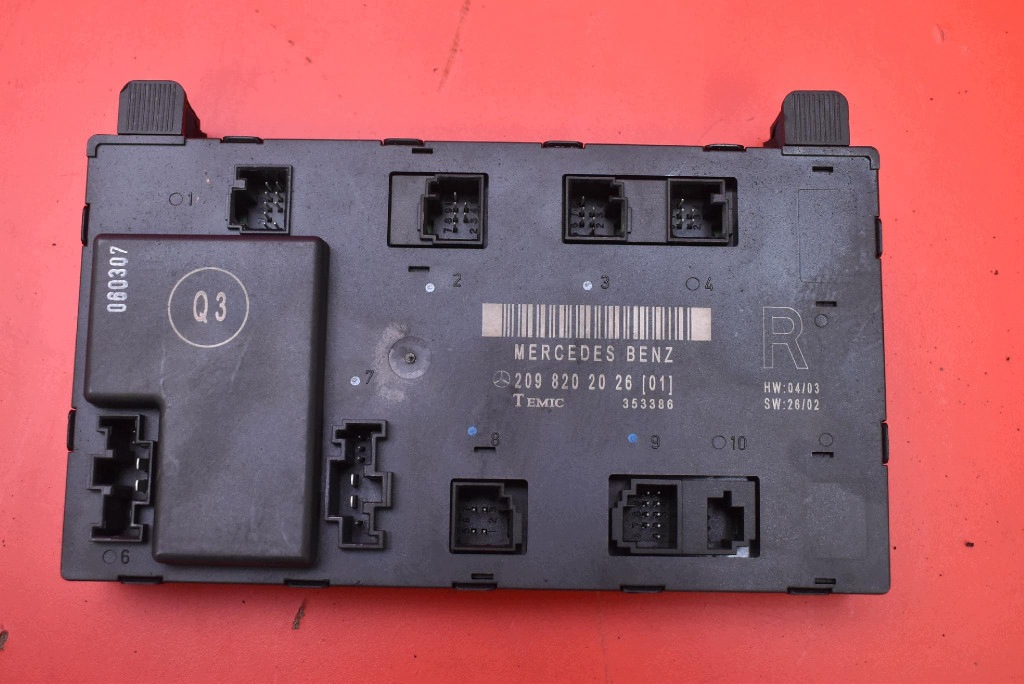 control unit module door right front 2098202026 MERCEDES CLK W209 C209 02-05