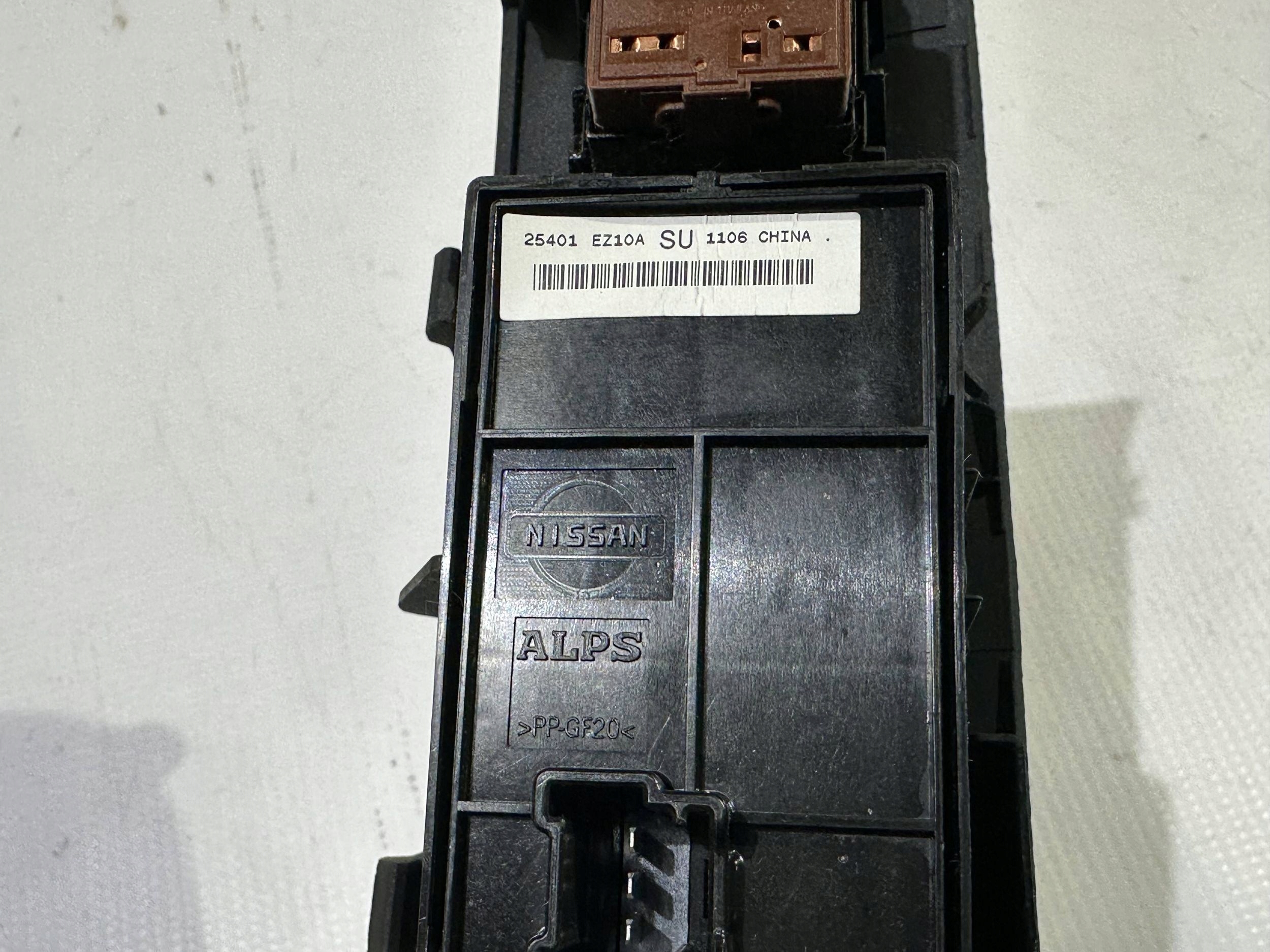 Panel Module Bouton Vitres Chauffeurs Nissan Titan 2016+