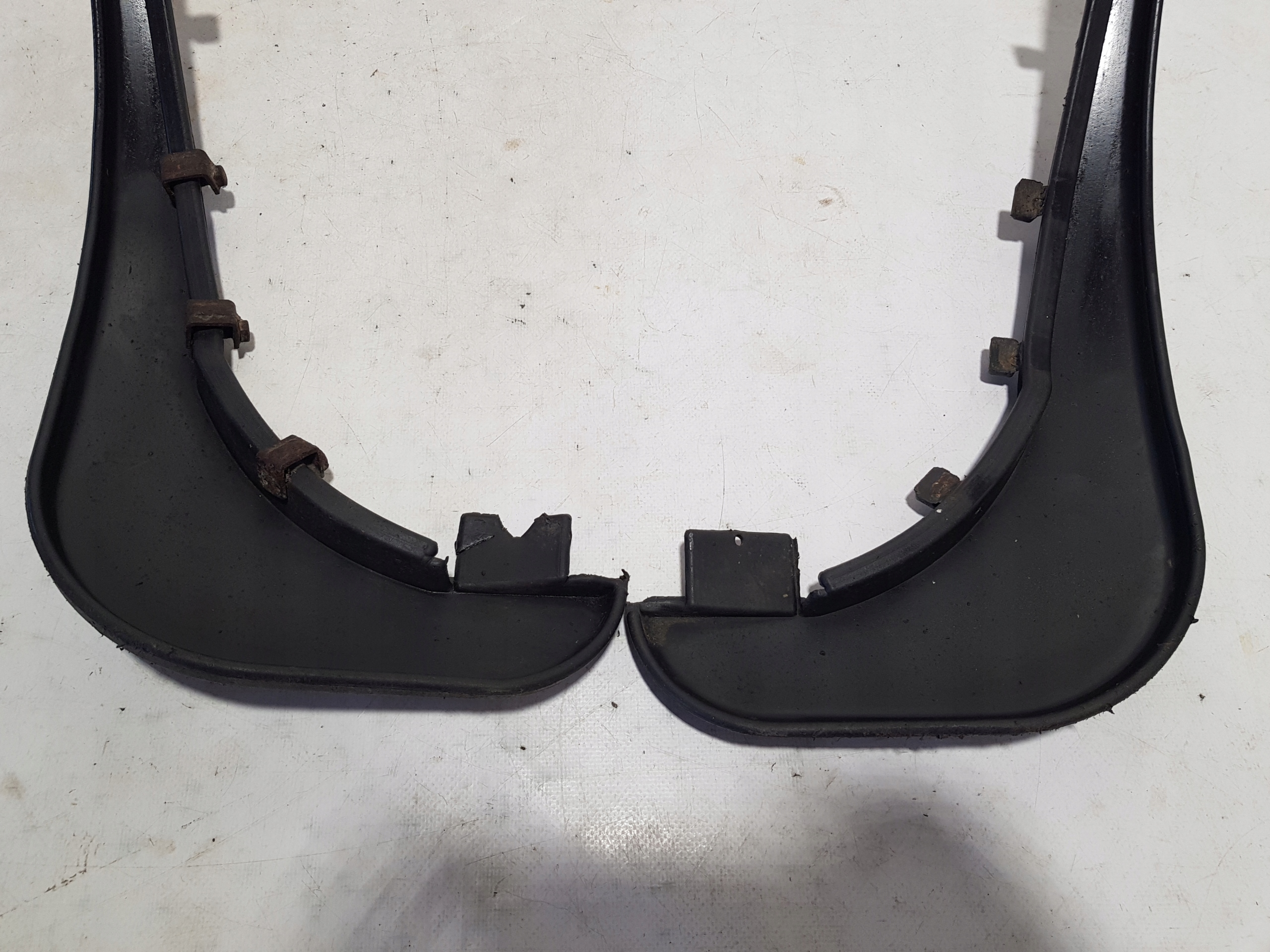 paraspruzzo parafanghi MERCEDES SLK R171 W171