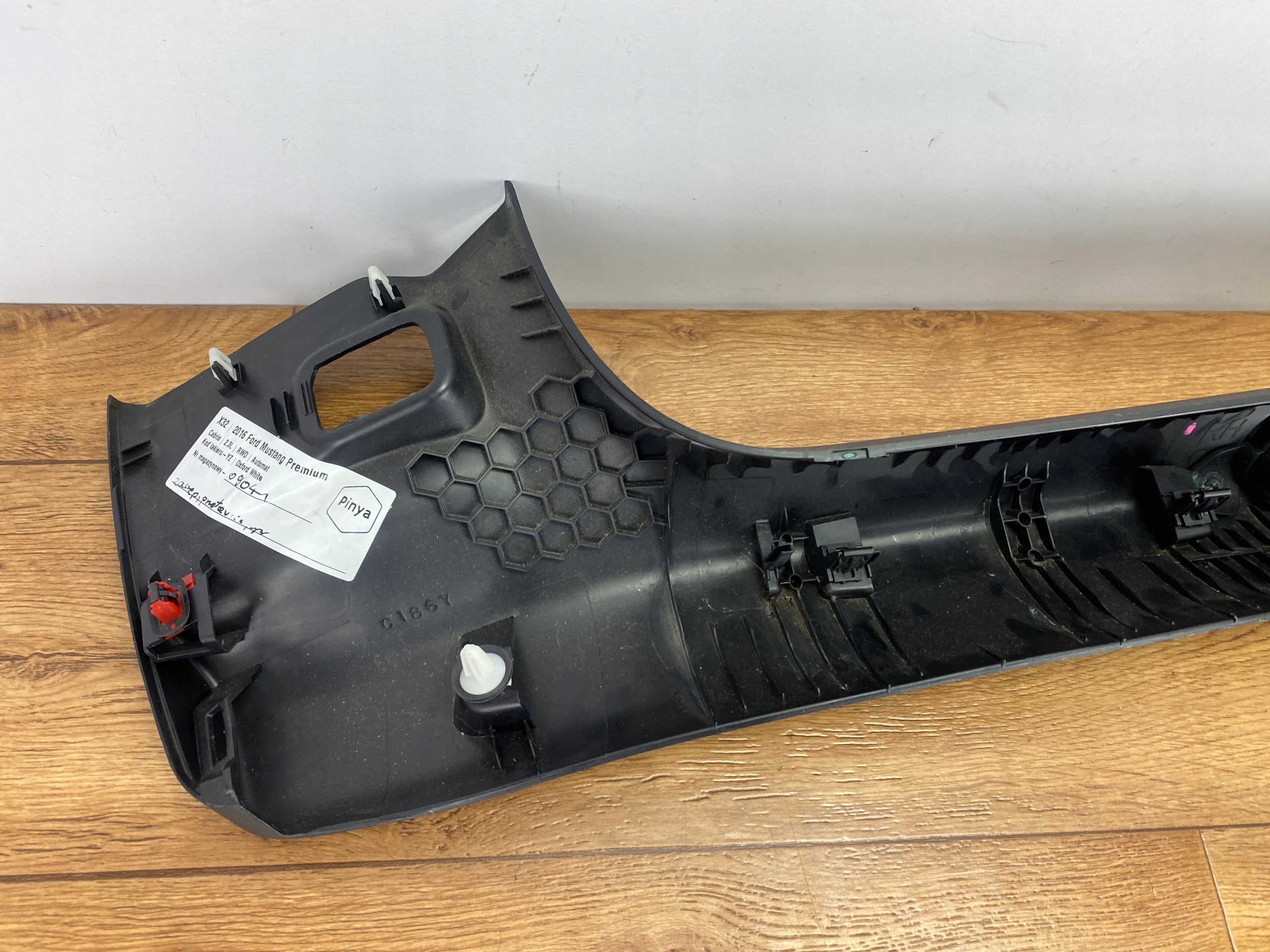 pillar A right panel Ford Mustang 2015+ USA