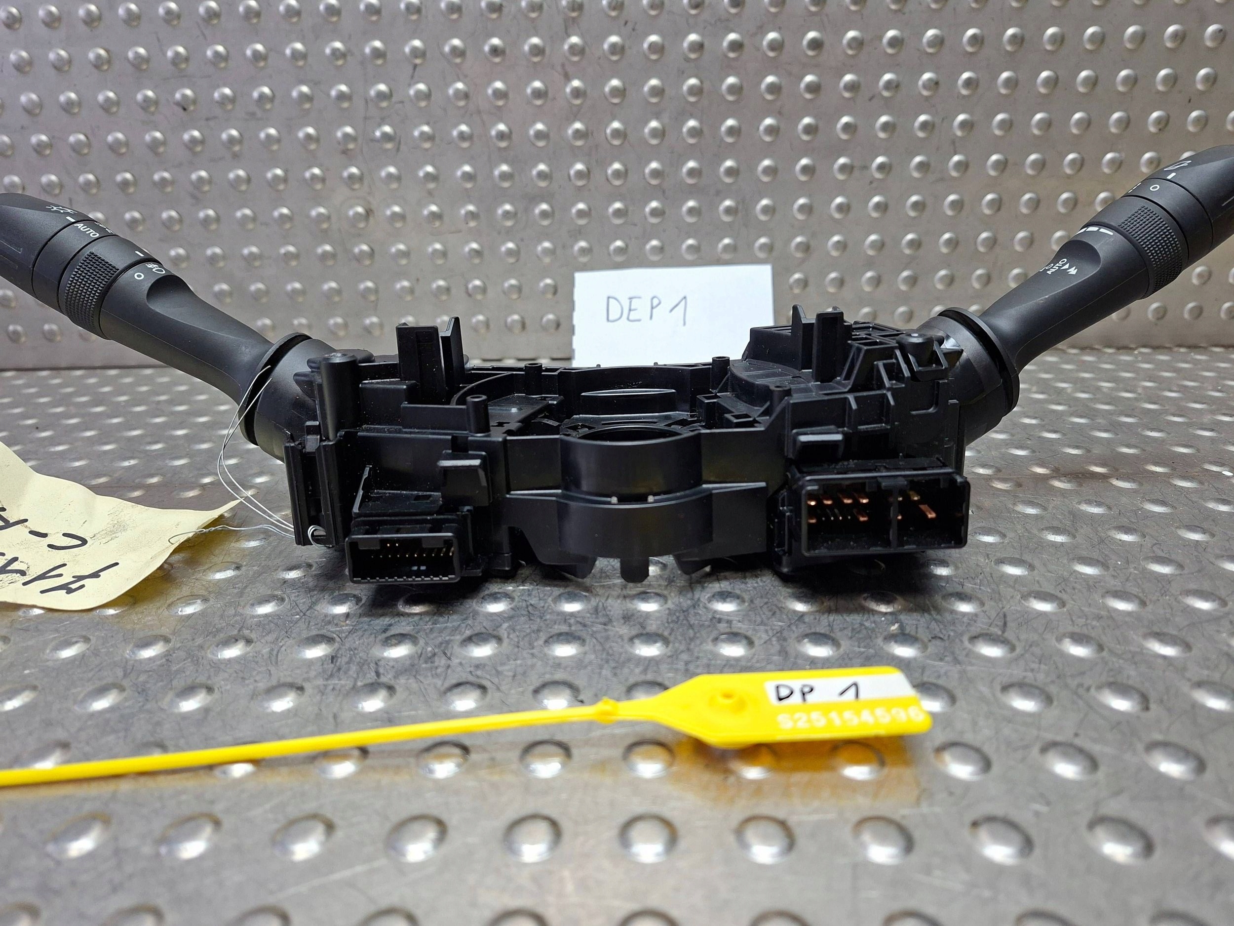 DEVIO LUCI TERGICRISTALLO TERGI DEVIO LUCI DEVIO TOYOTA CH-R 20- 17F852