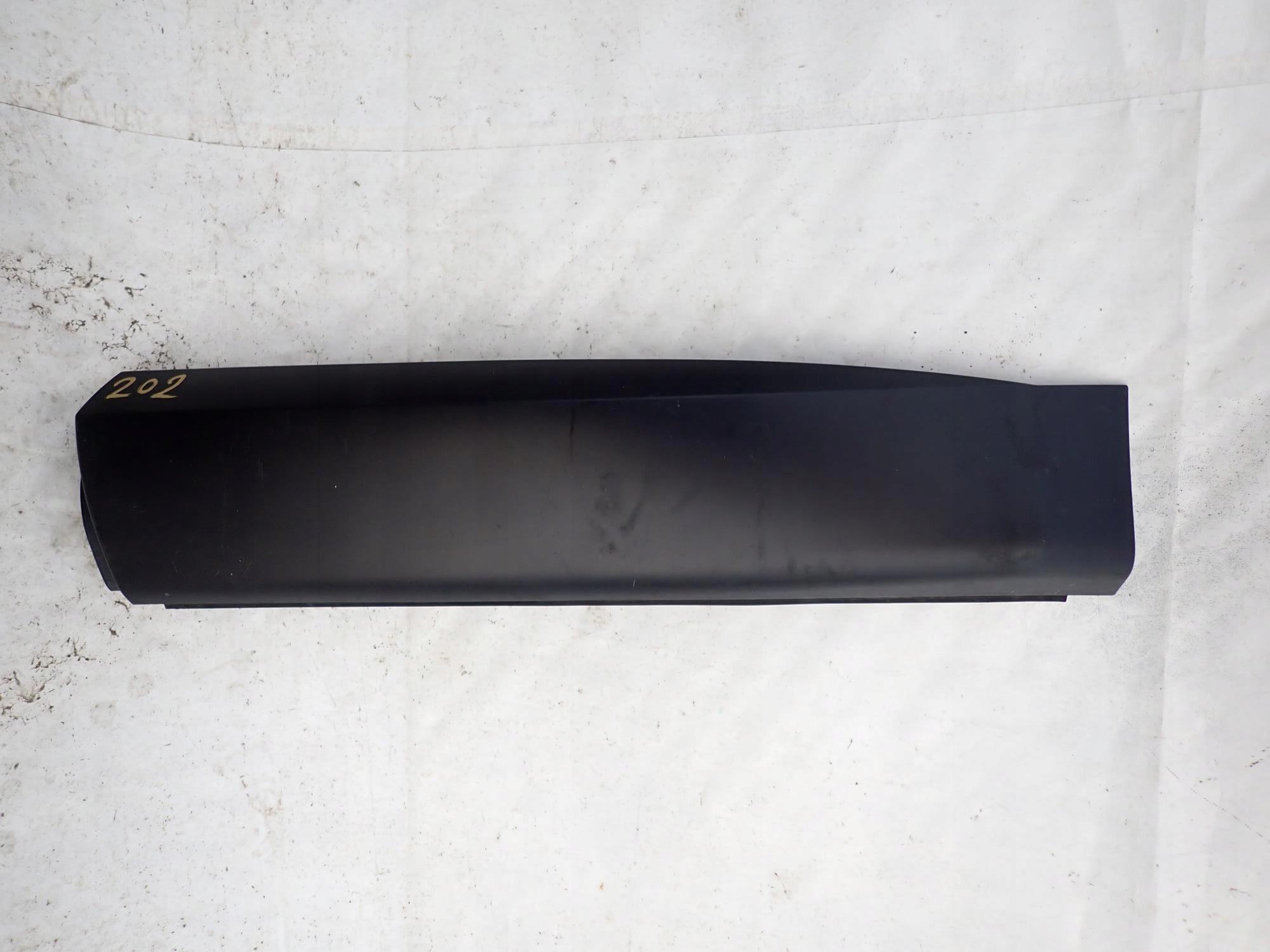 JAGUAR F-PACE 16-> moulding door left rear part