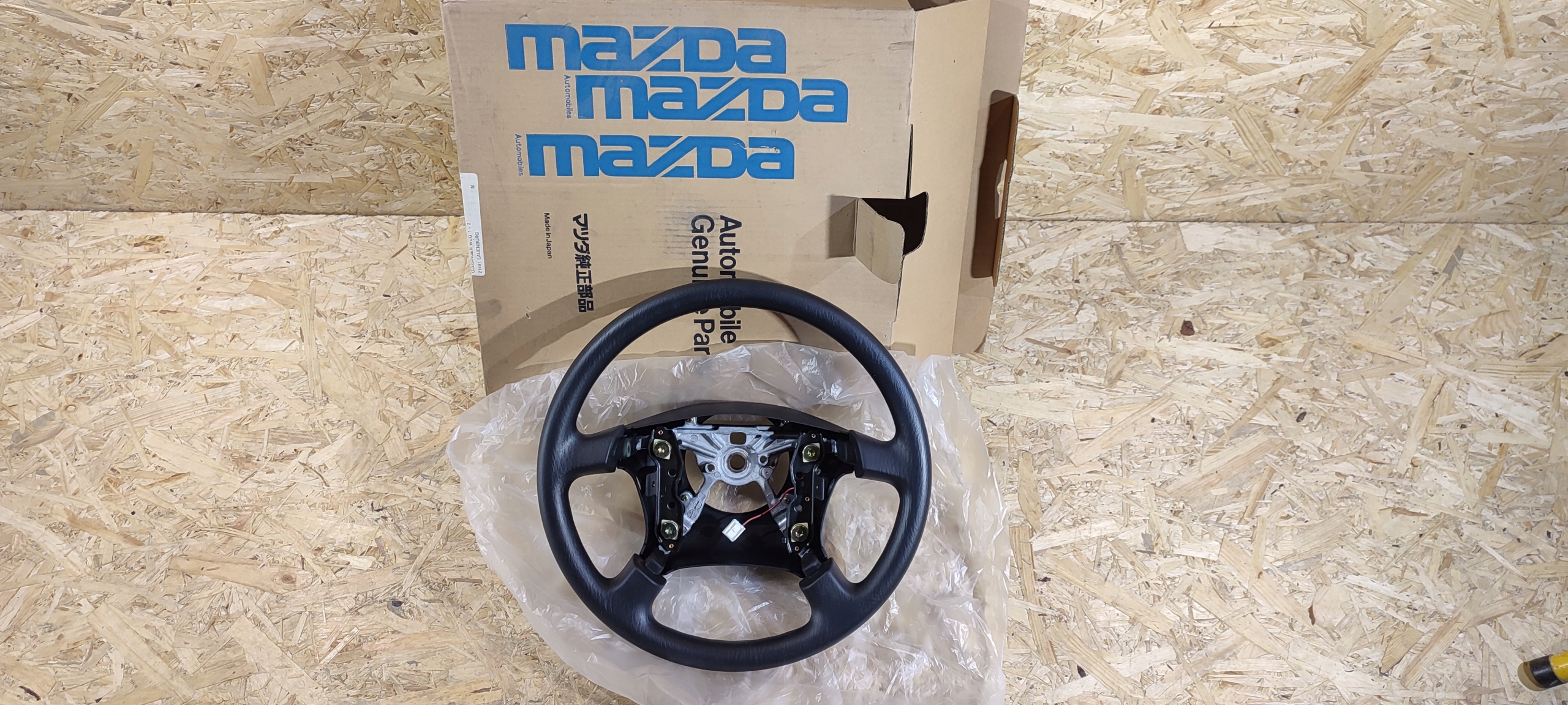 MAZDA Mx5 98-05 КЕРМО ІДЕАЛ. ОРИГІНАЛ Ge8k-32-980c