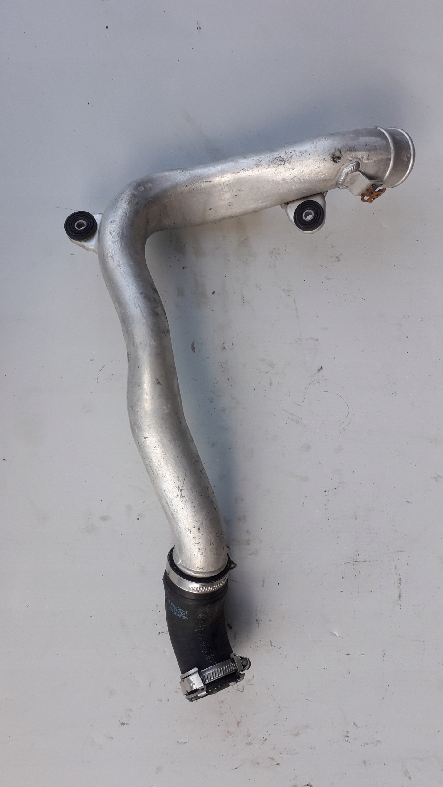 AUDI VW ROHR SCHLAUCH INTERCOOLER 1K0145828C
