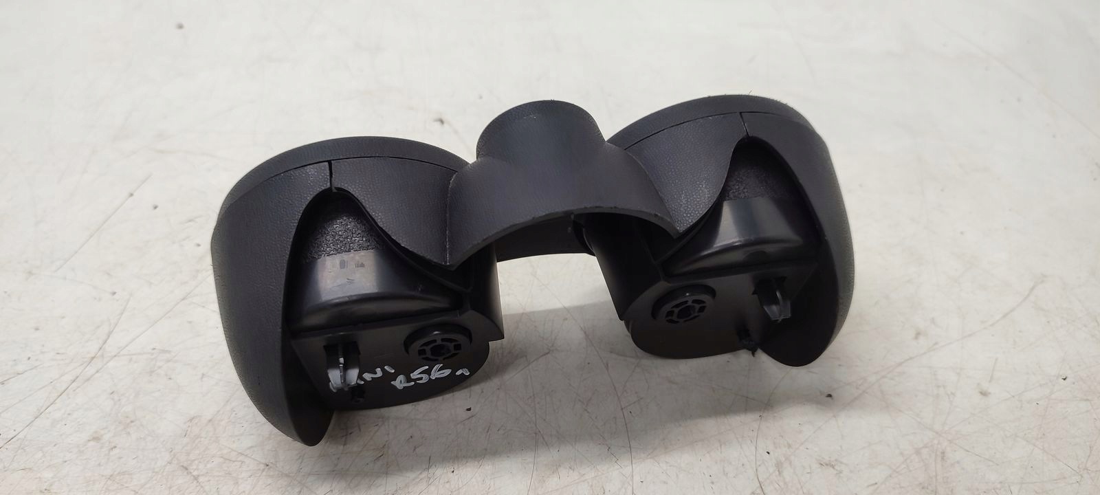 bracket for kubek kubki drinks Mini Cooper S R56