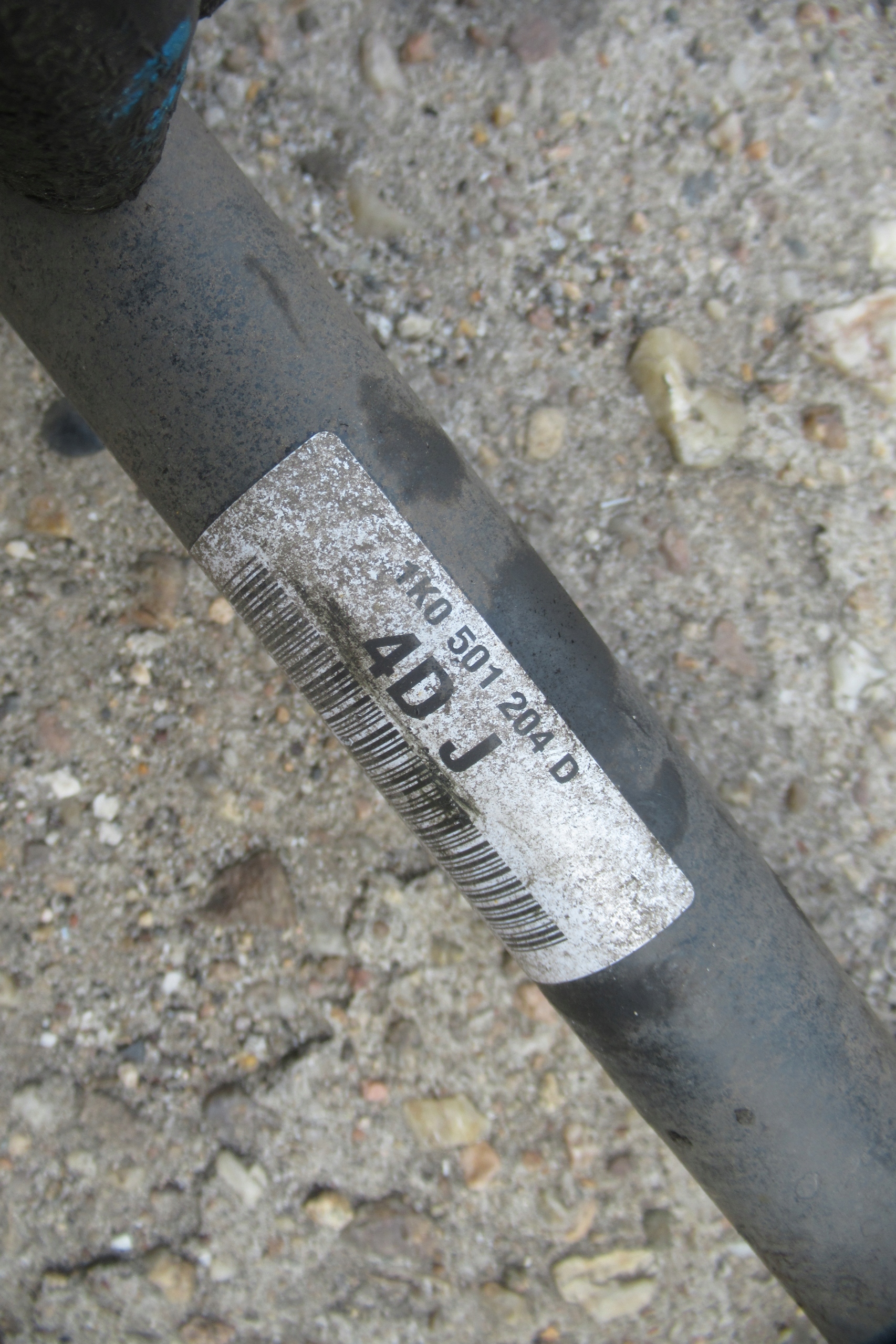 AUDI Q3 2.0 TSI 11R semi-axis right rear part 1K0501204D