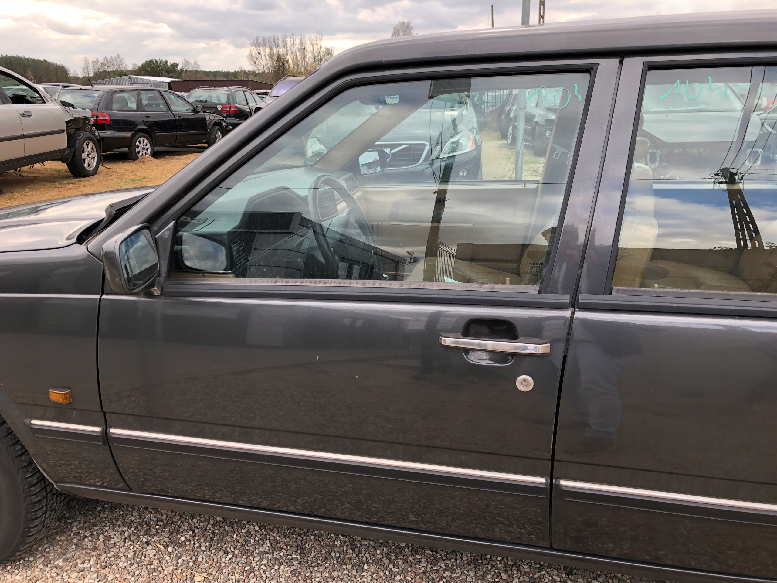 VOLVO 960 940 214-21 PRZEDNIE LEWE DRZWI PRZÓD