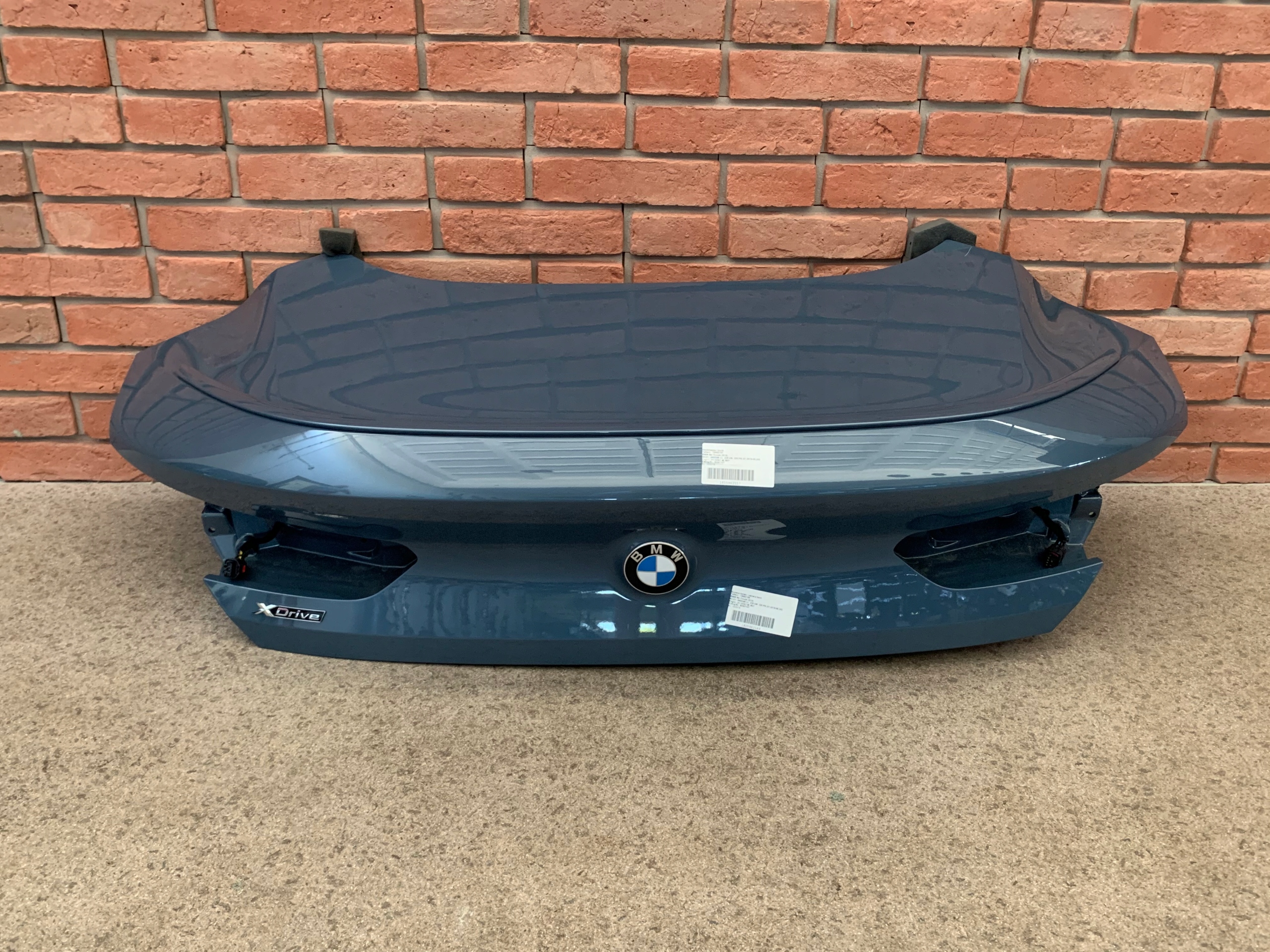 BMW M8 F92 G15 KLAPA BAGAŻNIKA KOMPLETNA KOLOR C38