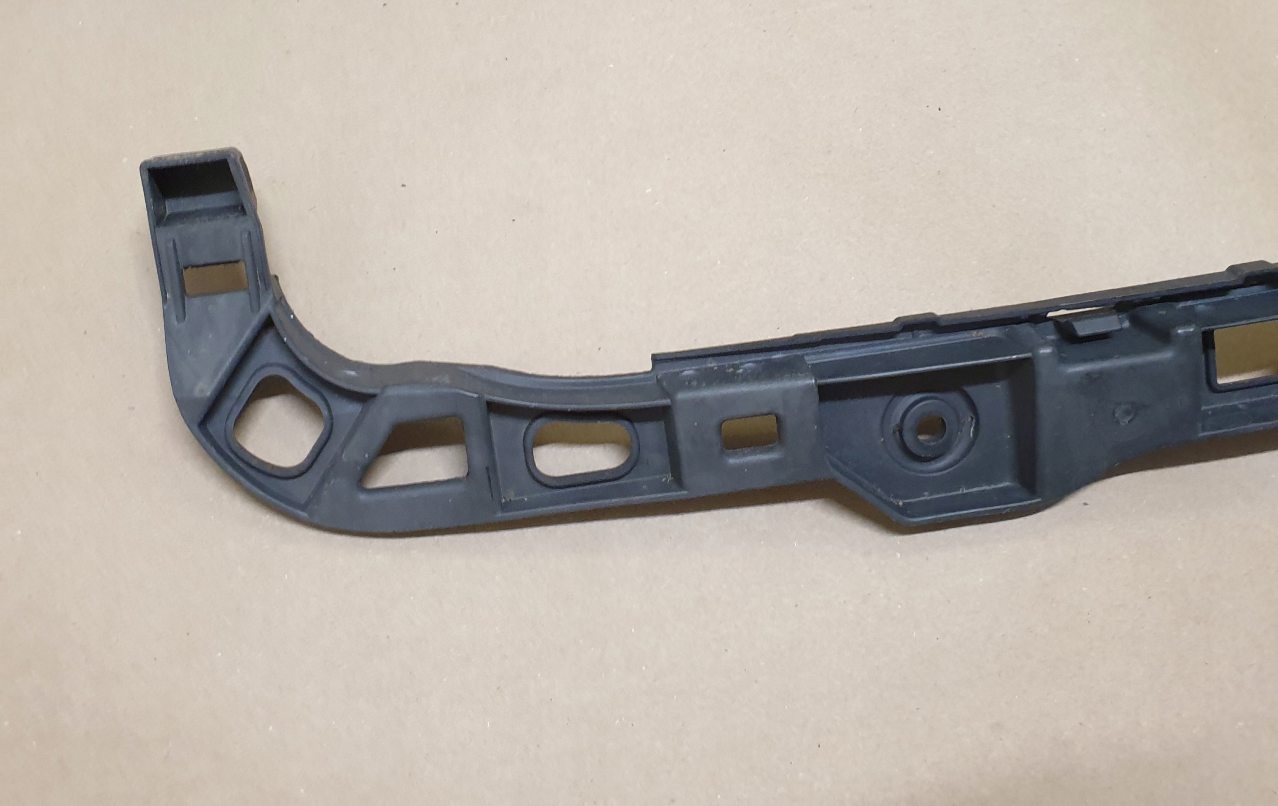 bumper bracket central rear part rear VW GOLF VI 6 5K OE