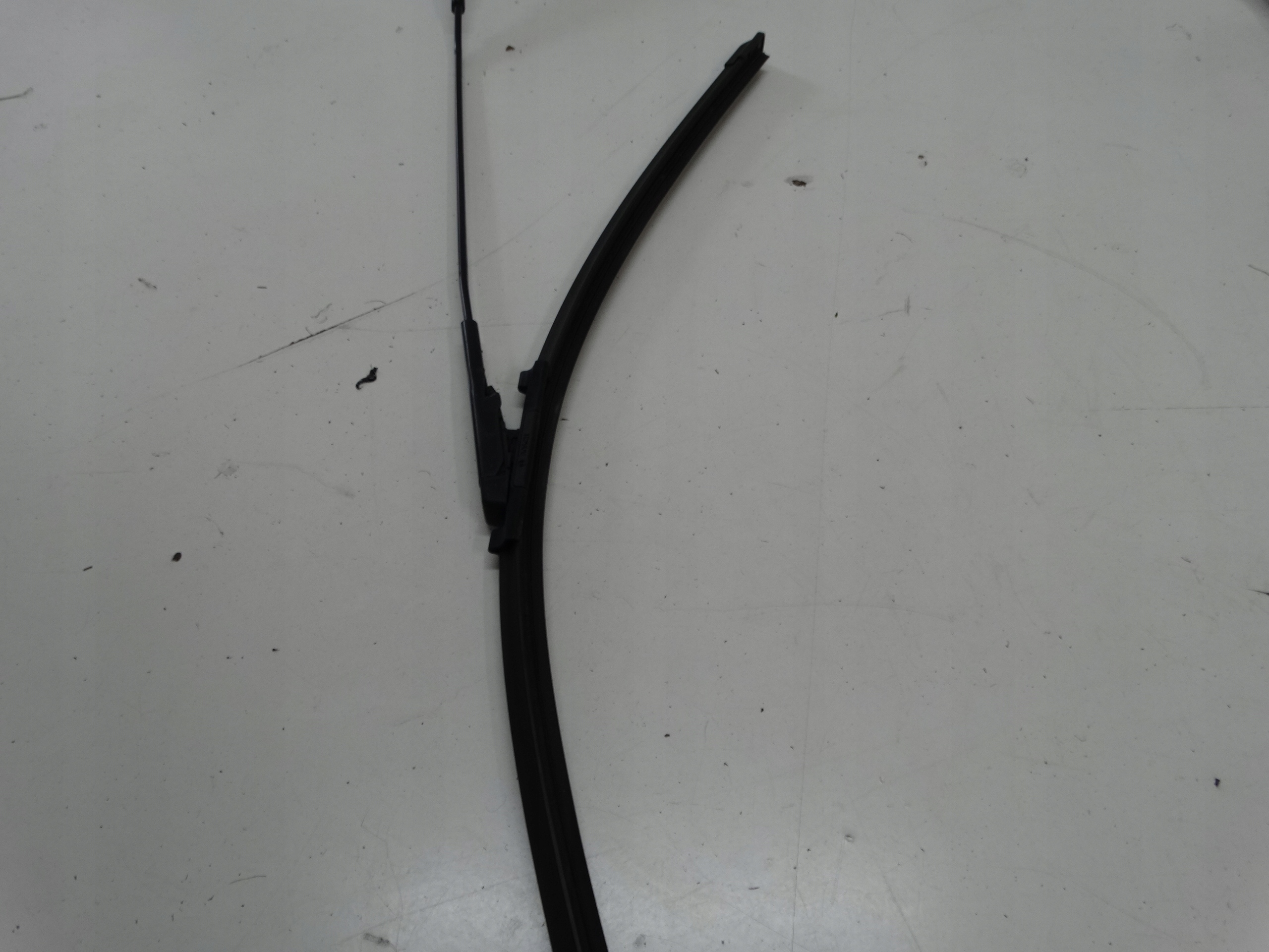 wiper arm left MERCEDES W169 A1698200140