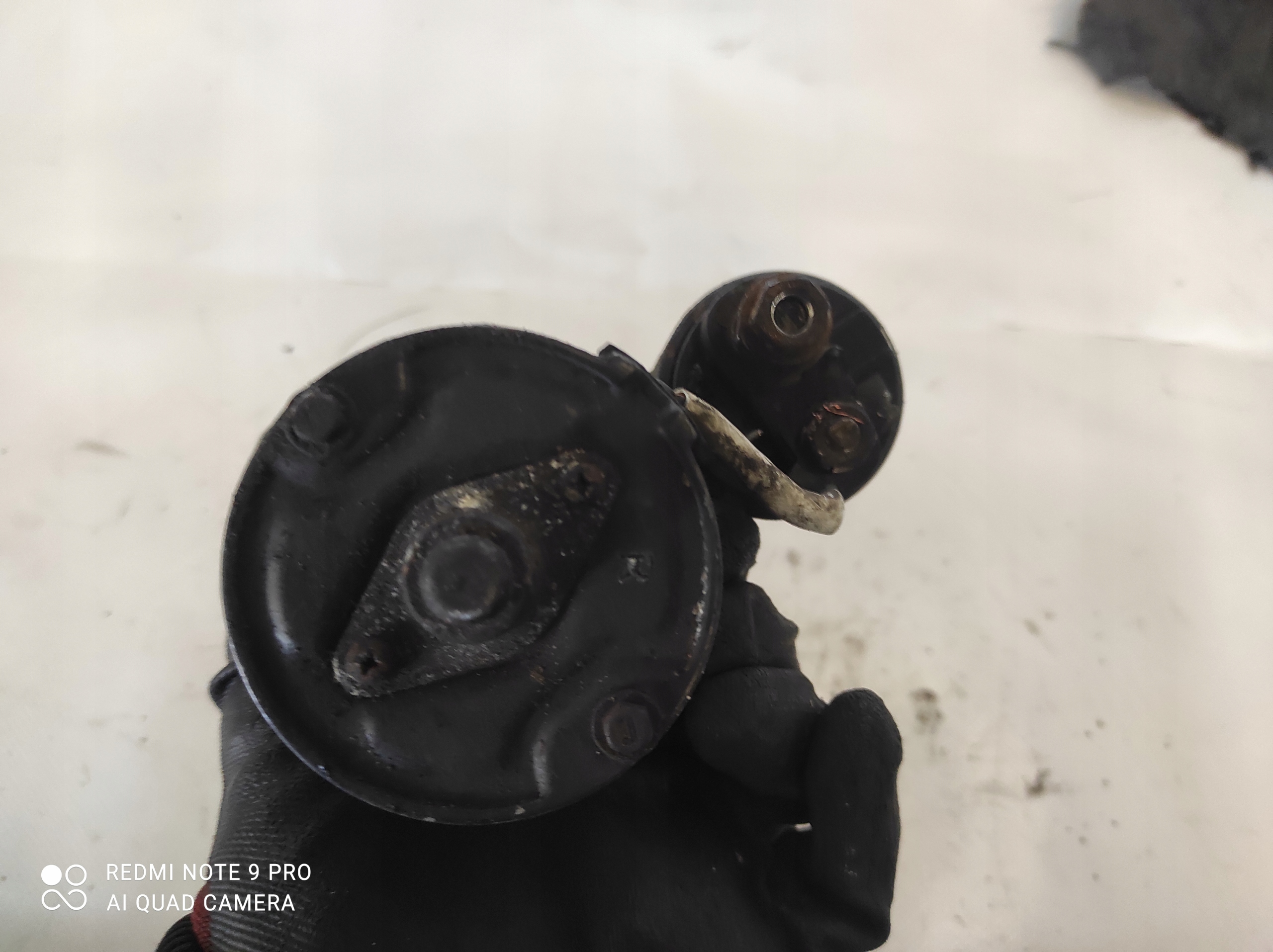 startér Audi A6 C5 2.5 TDi