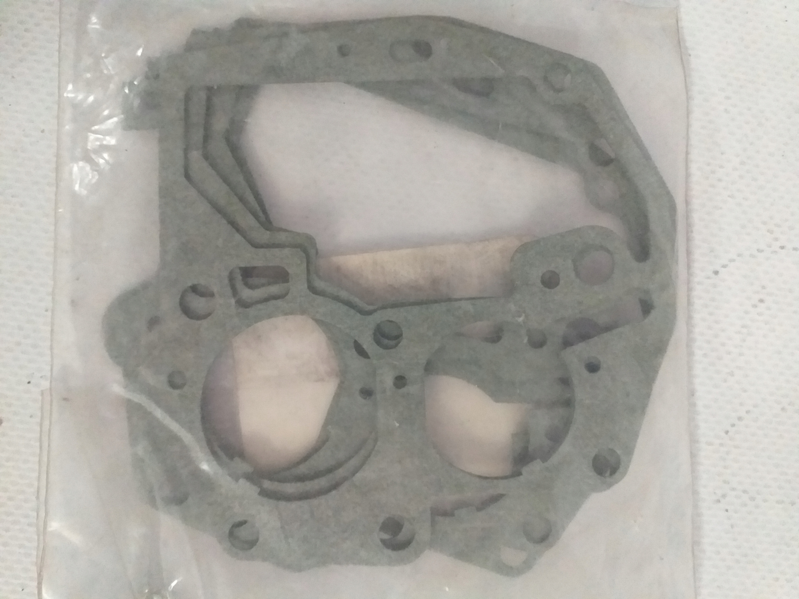 90107661 USZCZELKA GAŹNIKA OPEL ASTRA-F