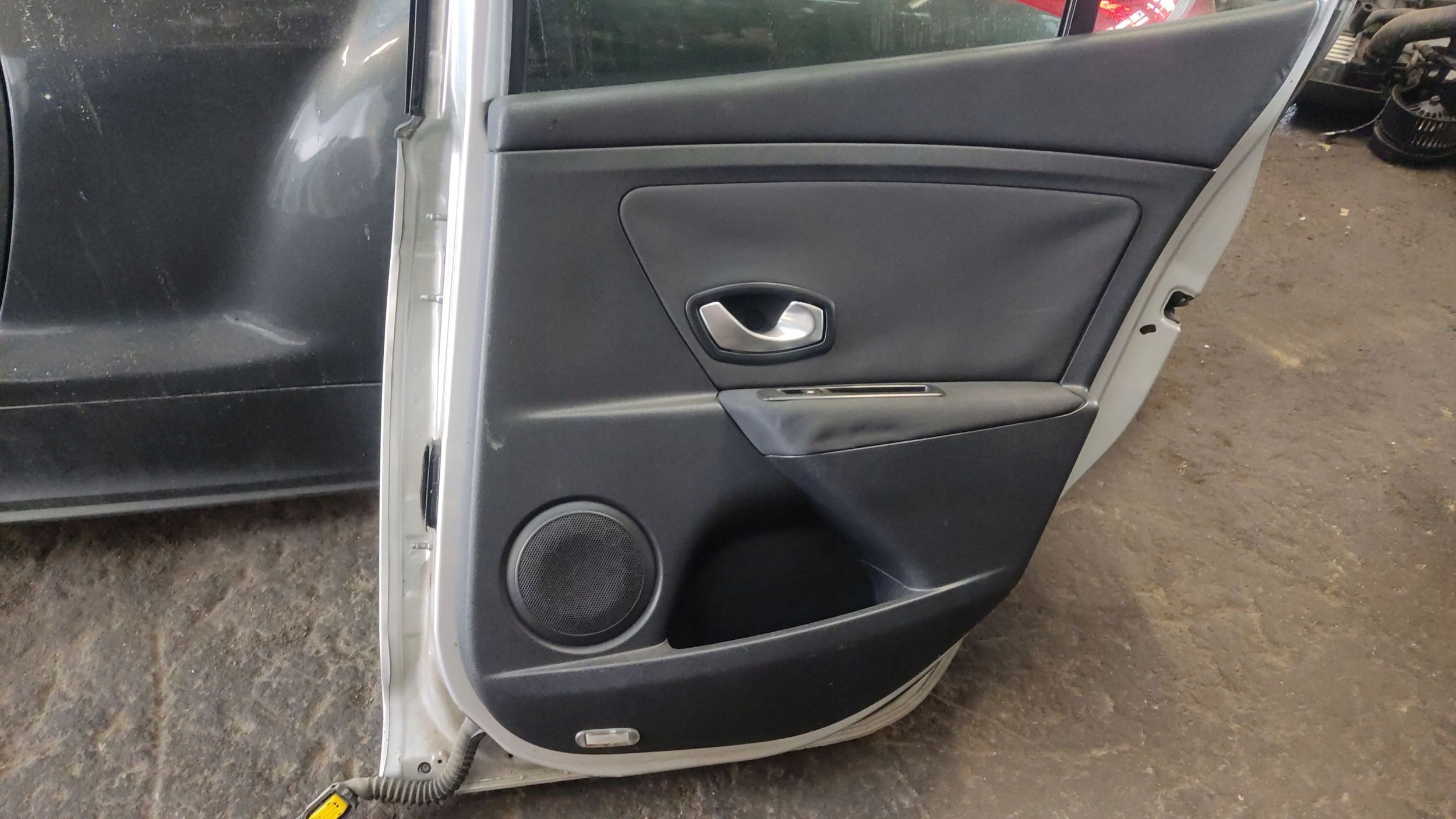 door right rear part Renault Megane III 2010 BZ1V complete