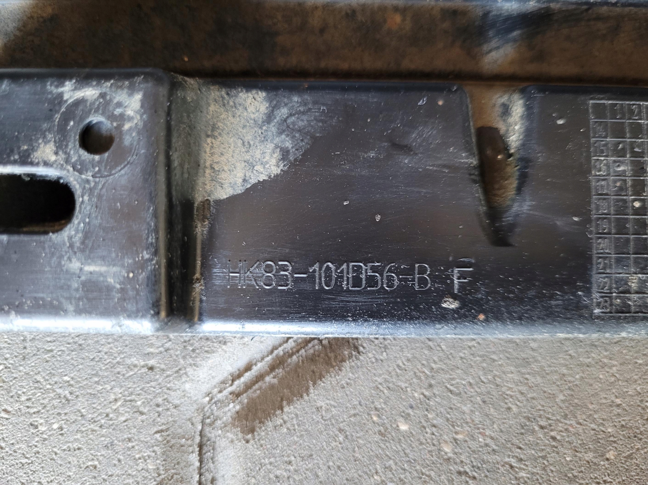 moulding cap threshold right HK83-101D56-BF JAGUAR F-PACE X761