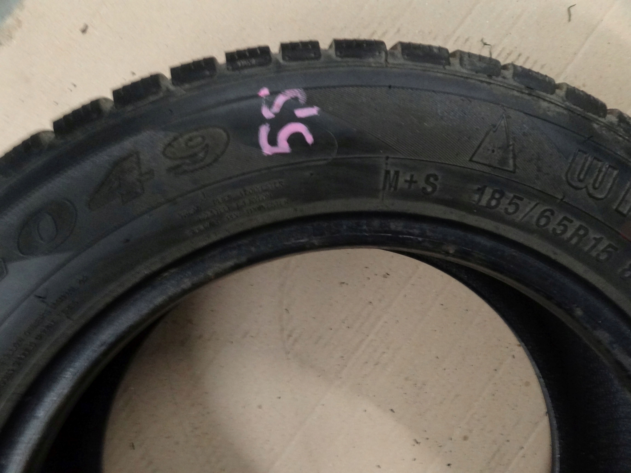 OPONY INFINITY INF-049 WINTER-HERO ZIMA 185/65 R15 88T 5,5 MM 2017 KOMPLET Marka Infinity