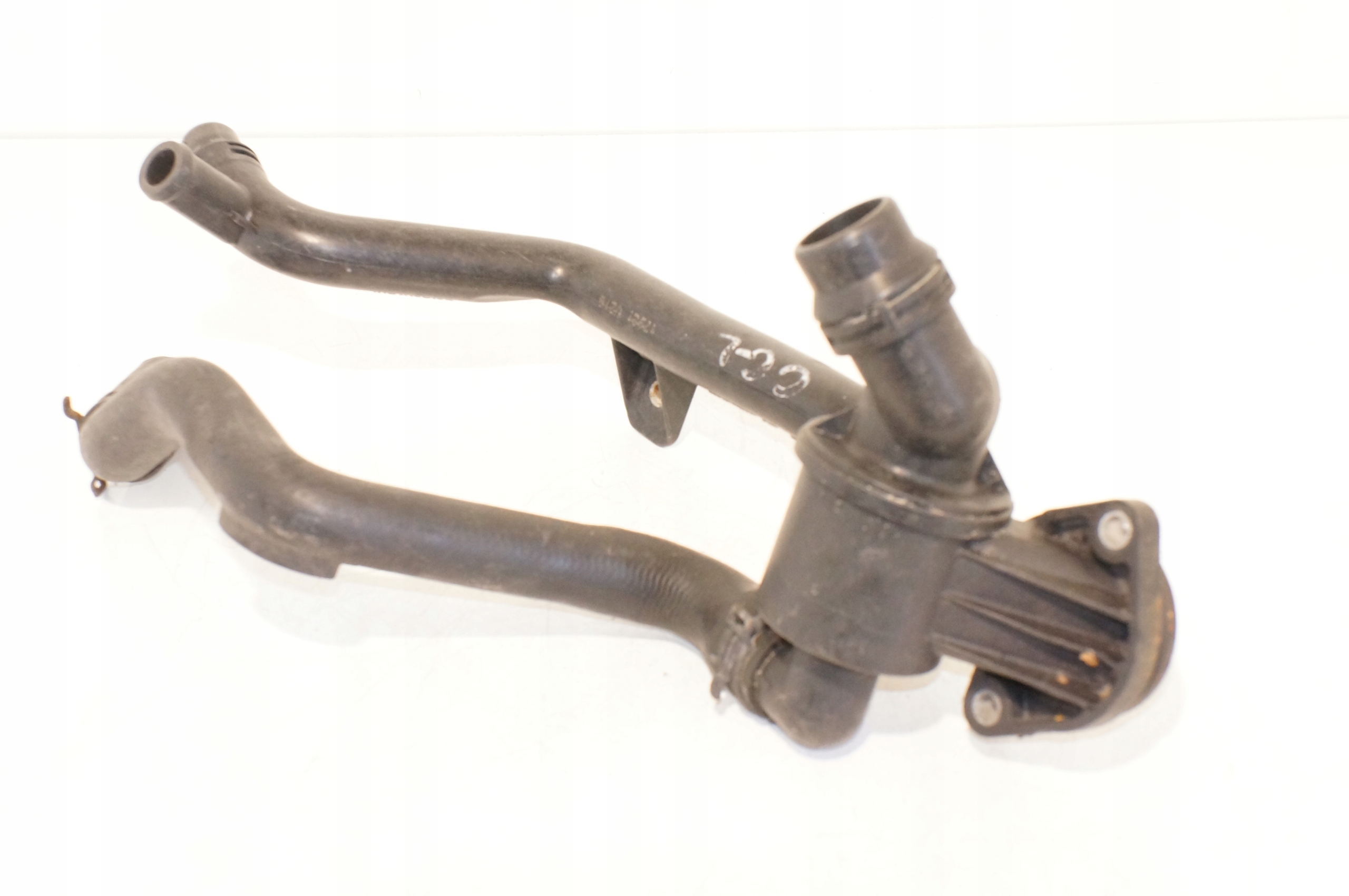 OBUDOWA TERMOSTATU AUDI A5 A6 2,0TDI 03L121065K