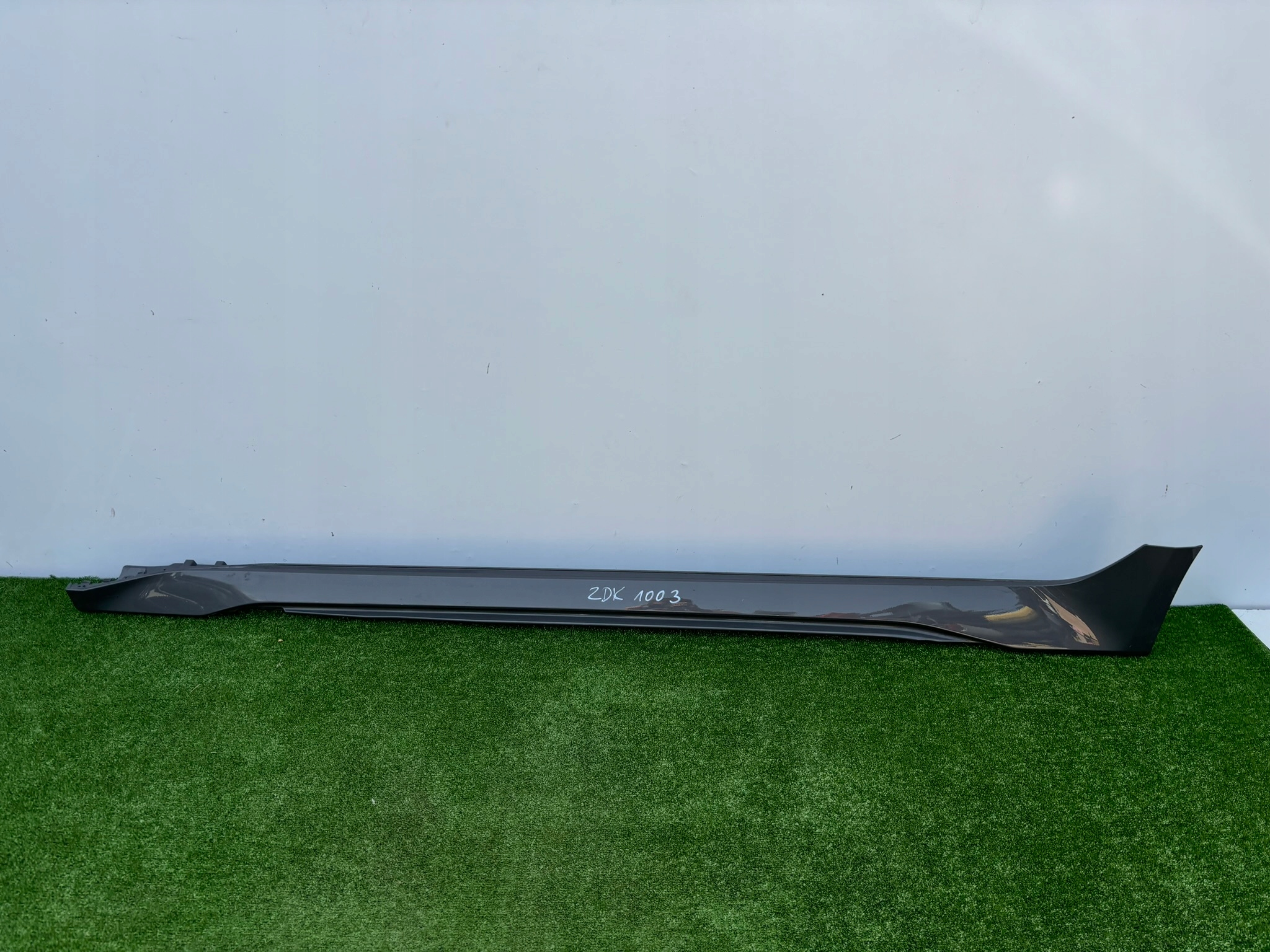 AUDI 8B3 B10 A4 left moulding threshold threshold 8B3853855 ZDK1003