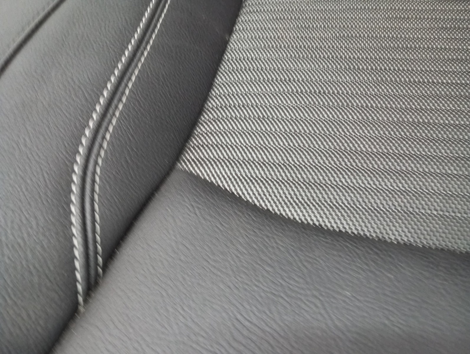 verkleidung pol Leder Sitze Jeep Compass II 22r