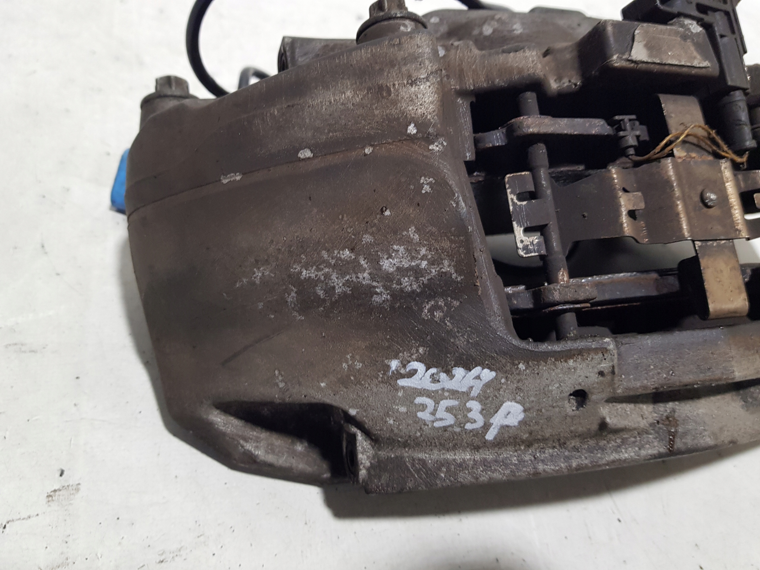 MERCEDES GLC W253 X253 caliper right front