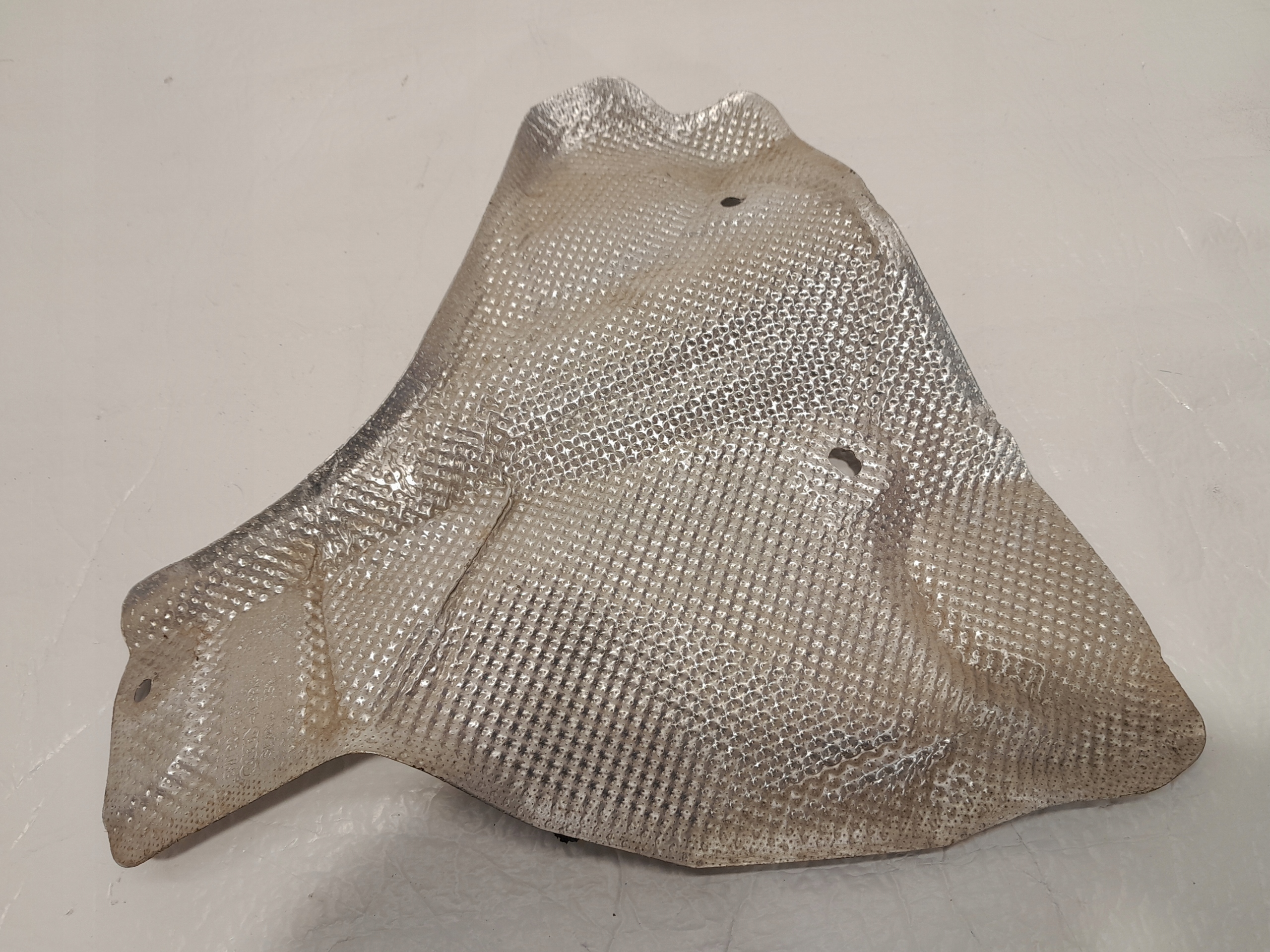AUDI A4 A5 F5 8W Blende Abdeckung TERMICZNA wärmblech 8W1804164D