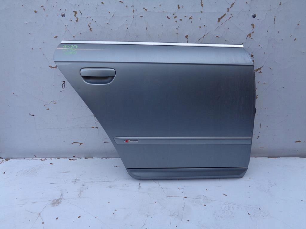 DRZWI PRAWY TYŁ AUDI A4 B7 SEDAN LY7G