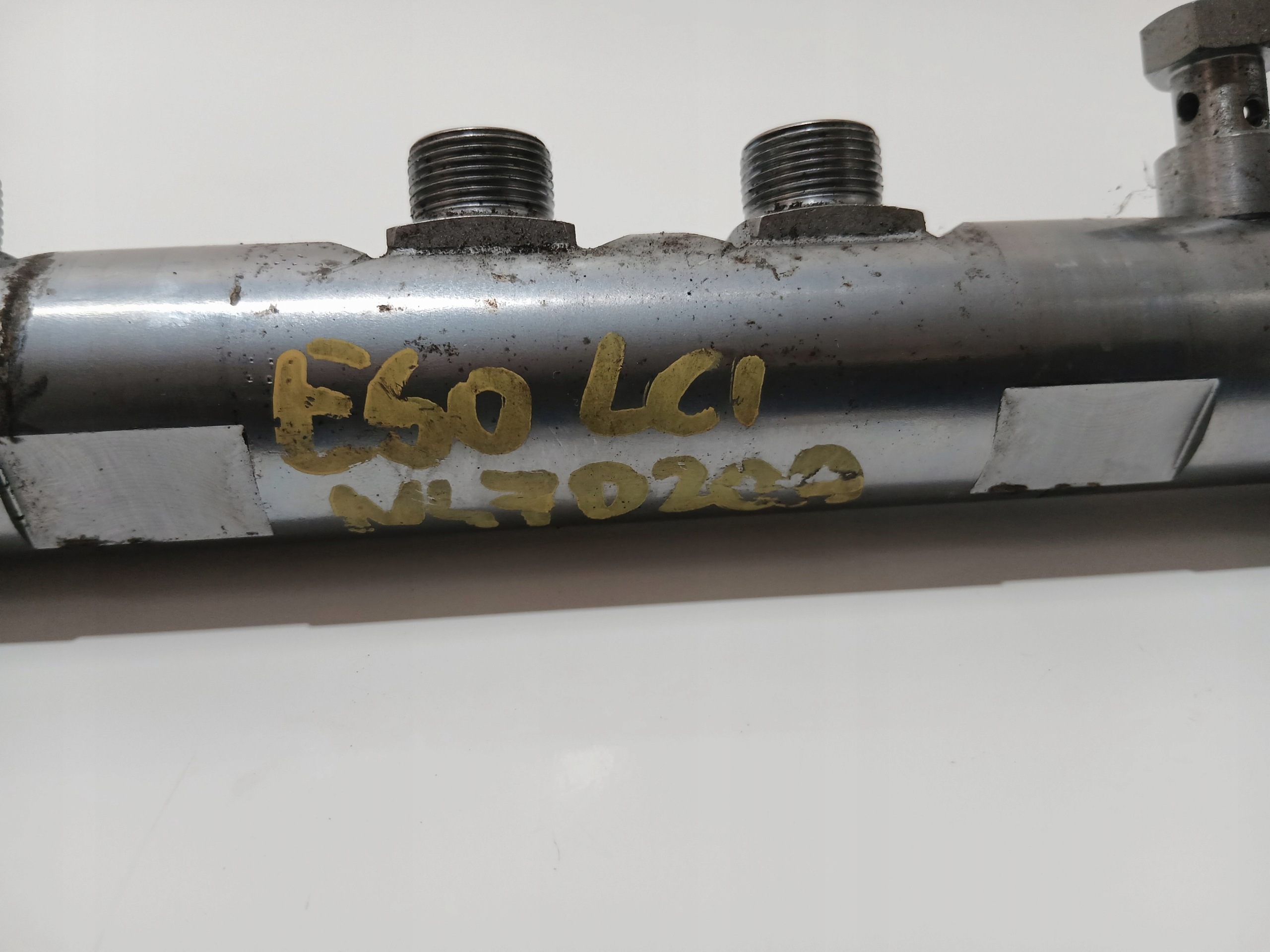 injection ramp BMW E60 E61 2.0D N47 7809129