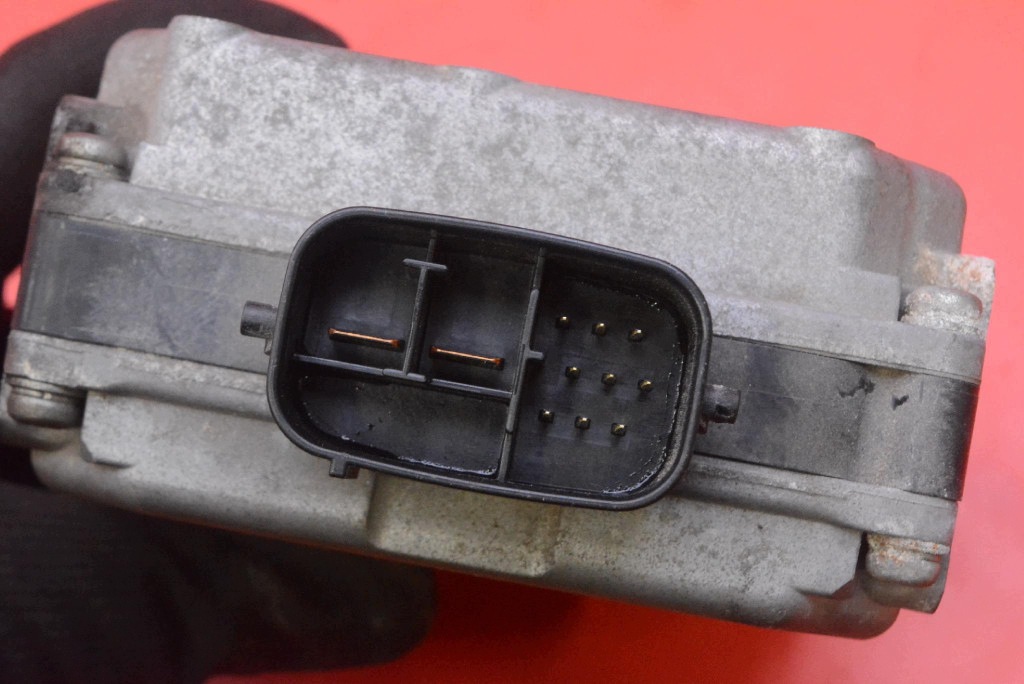 control unit module of the control driver´s 89650-50160 LEXUS LS 4 IV LS600H 06-09