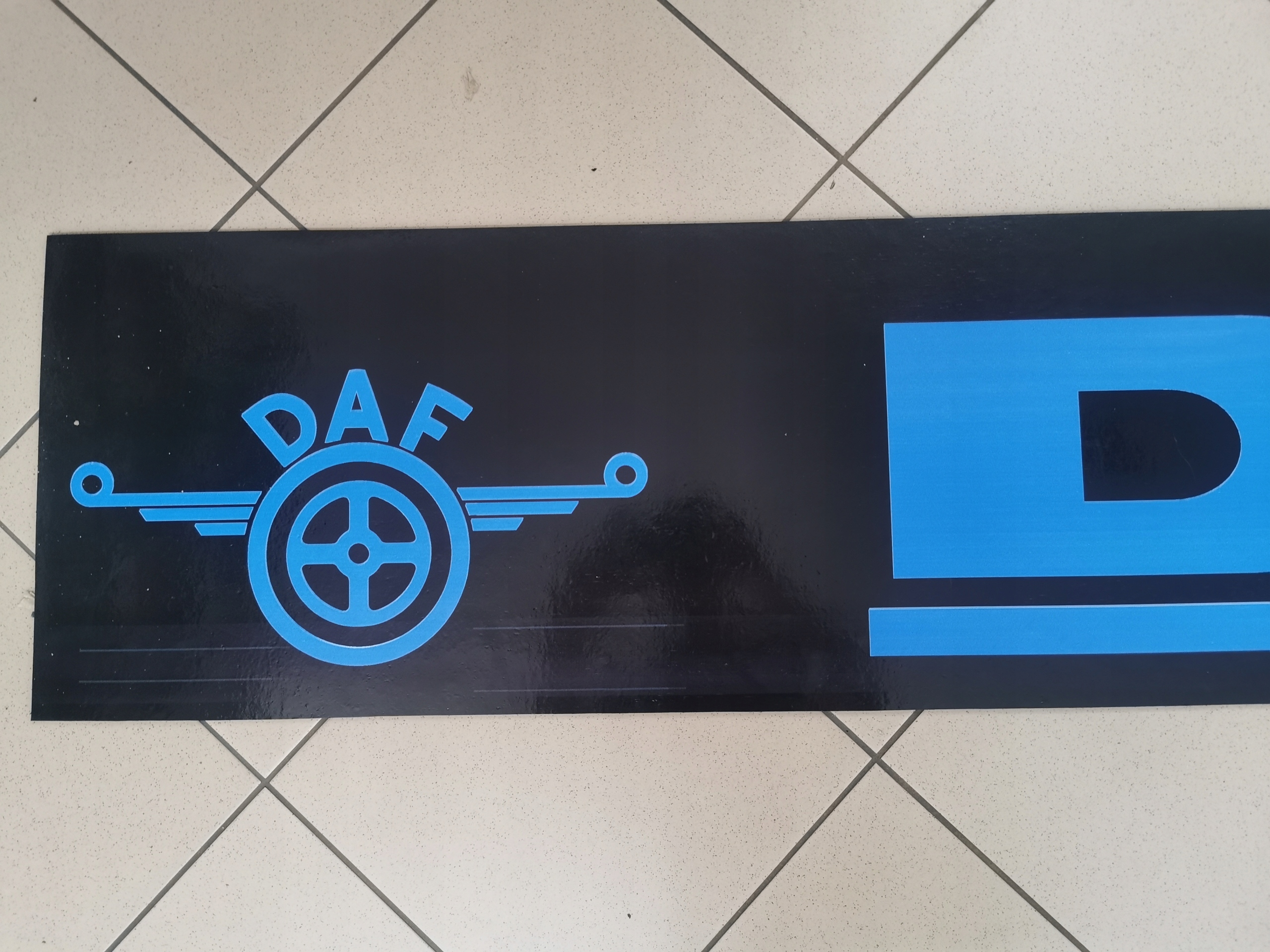 Chlapacz naczepy przyczepy CZARNY nadruk DAF Installation side Rear