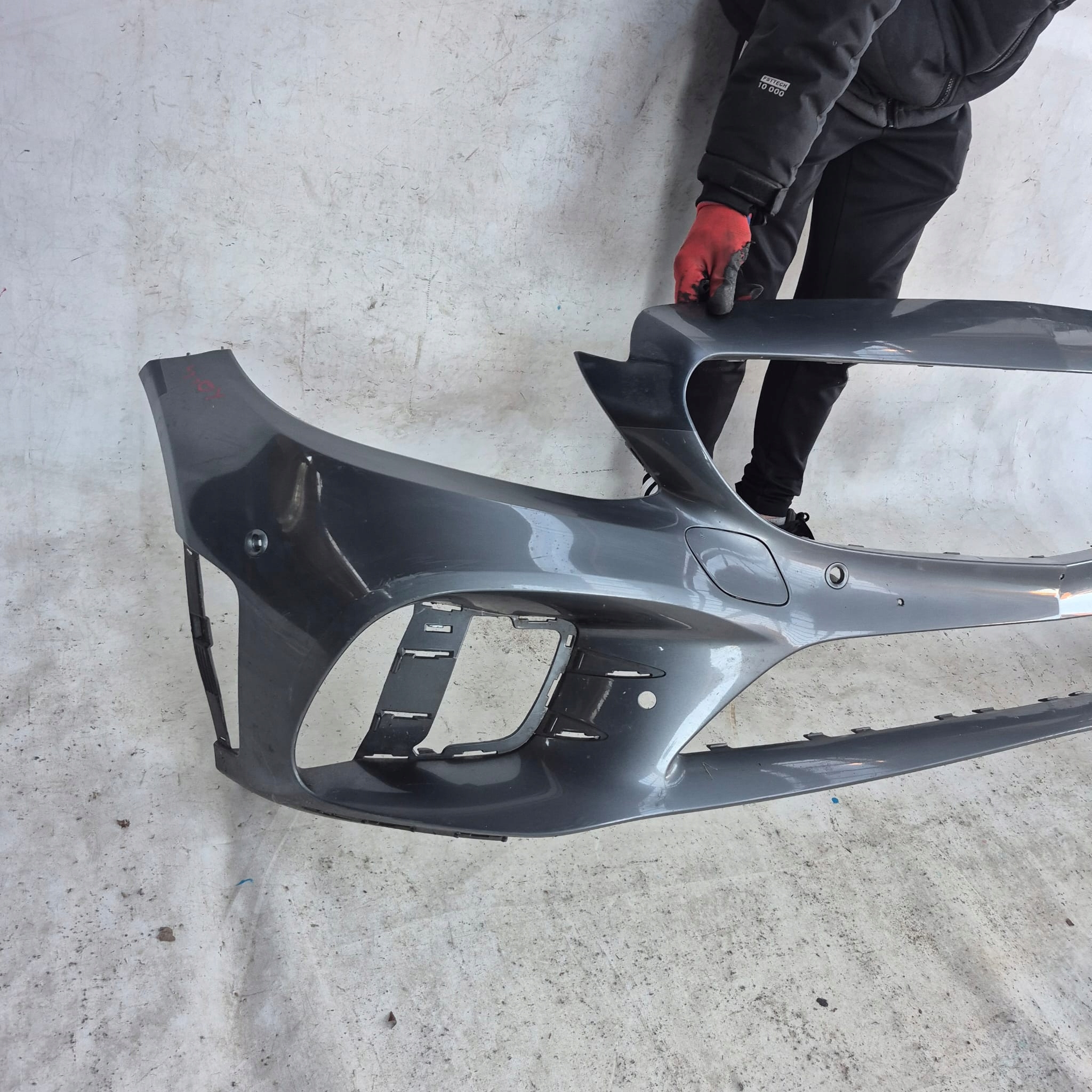 MERCEDES C-KLASA W205 AMG LIFT 18- bumper front front PDC