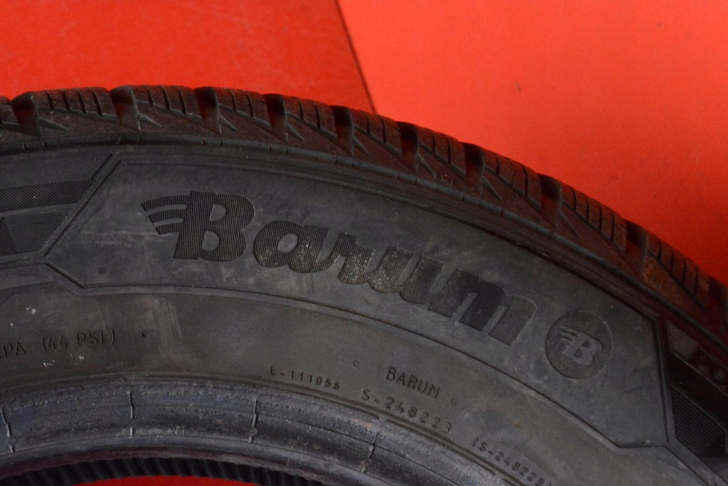 tyre tyres 2 pcs BARUM winter 195/65/15 23R
