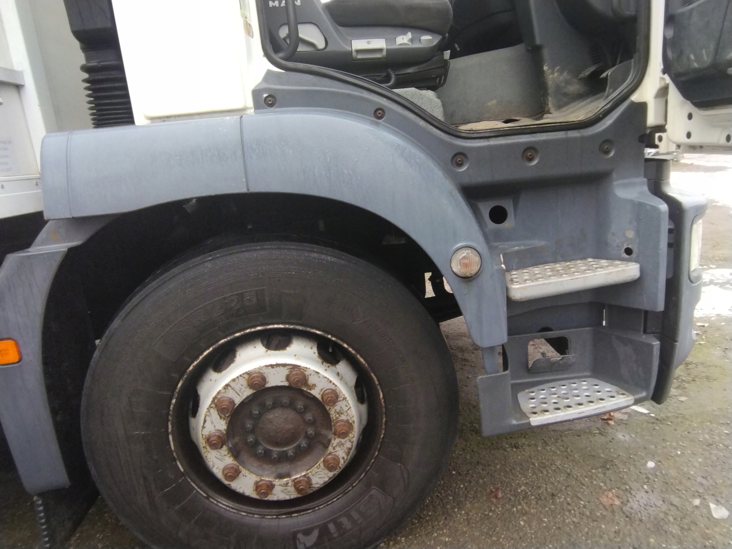 STOPNICA STOPIEŃ KABINY LEWY PRAWY MAN TGM EURO 5