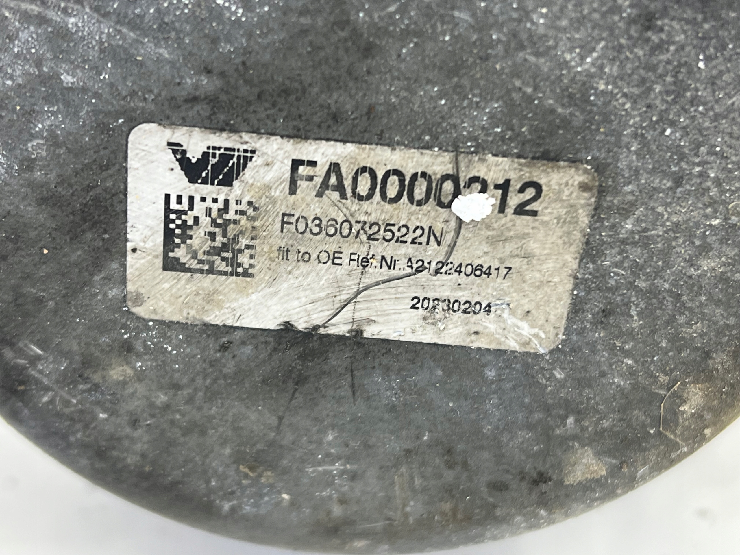 Mercedes-Benz C W204 W212 2,2 CDI OM646 engine mount left