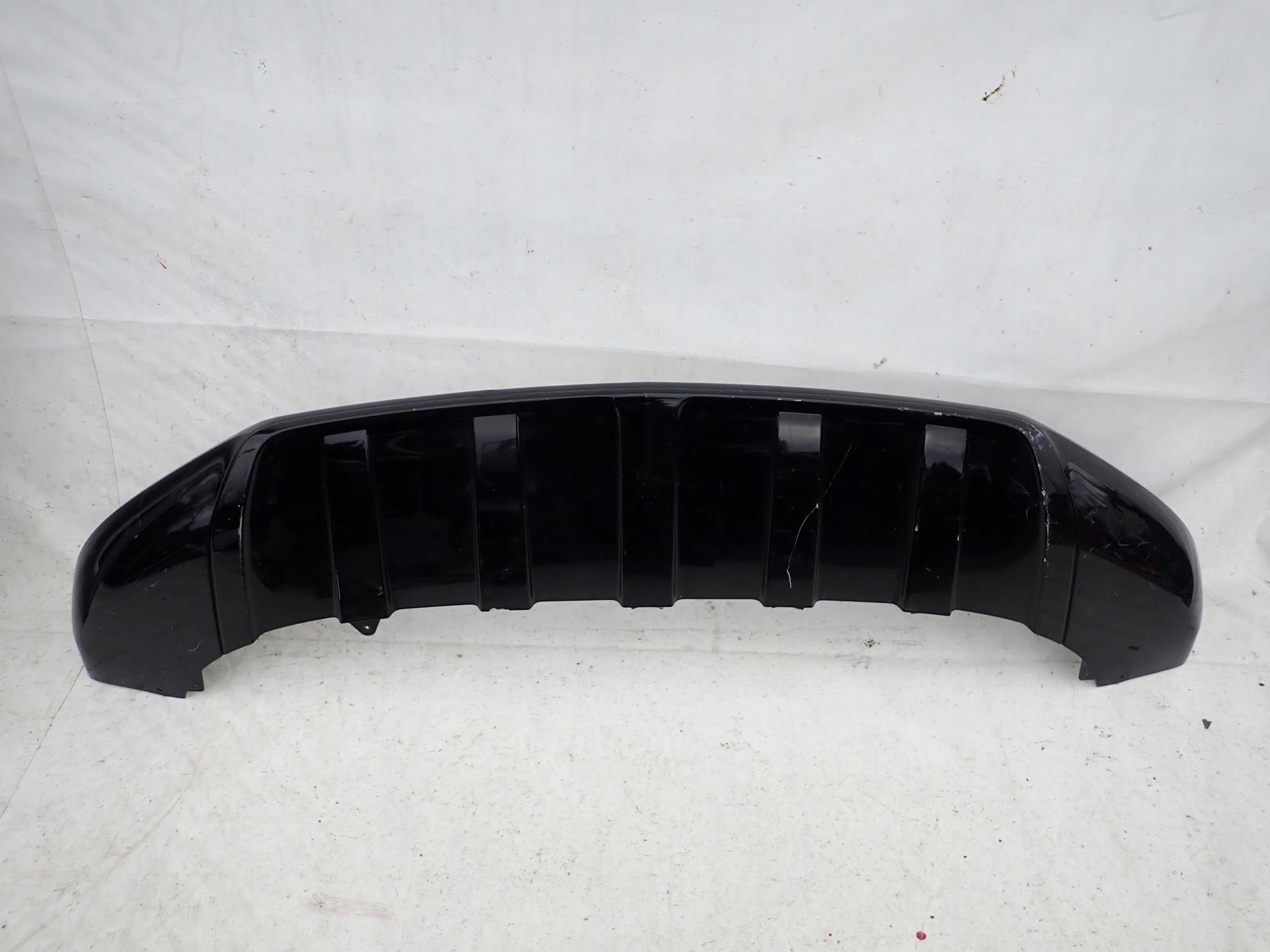 BENTLEY BENTAYGA 15-20 DOL spoiler nárazníku předek