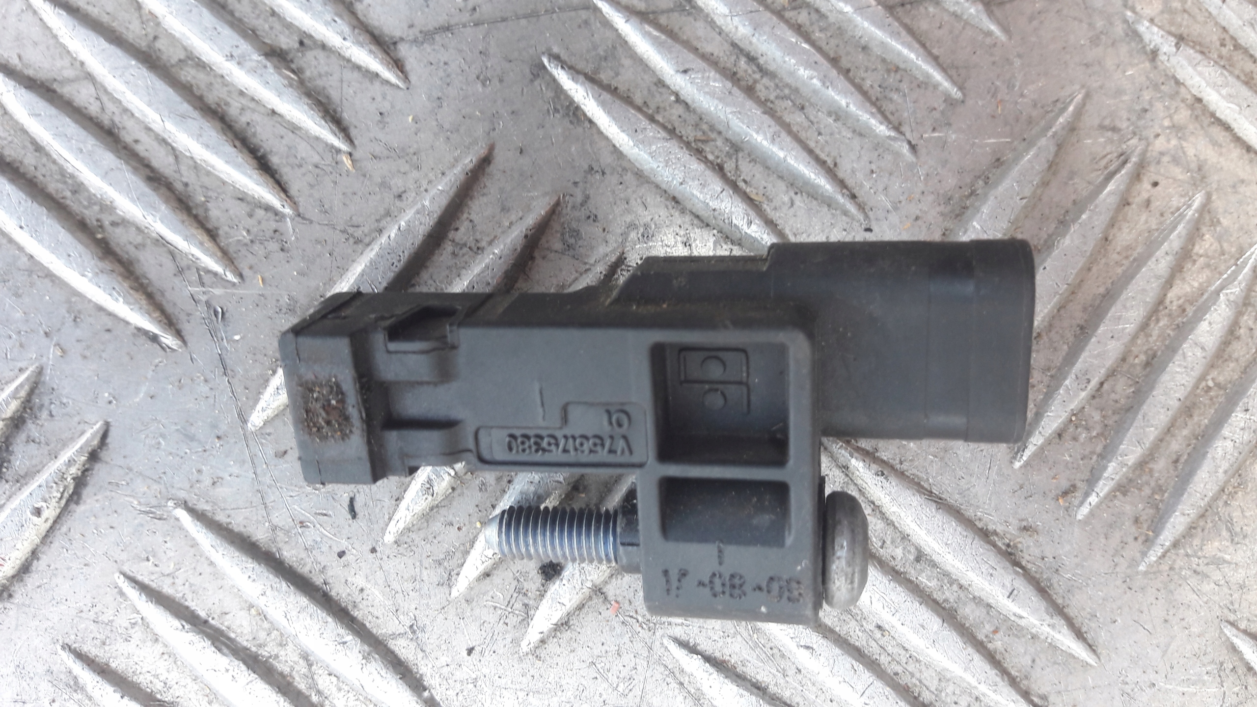 peugeot 308 shaft position sensor v756175380