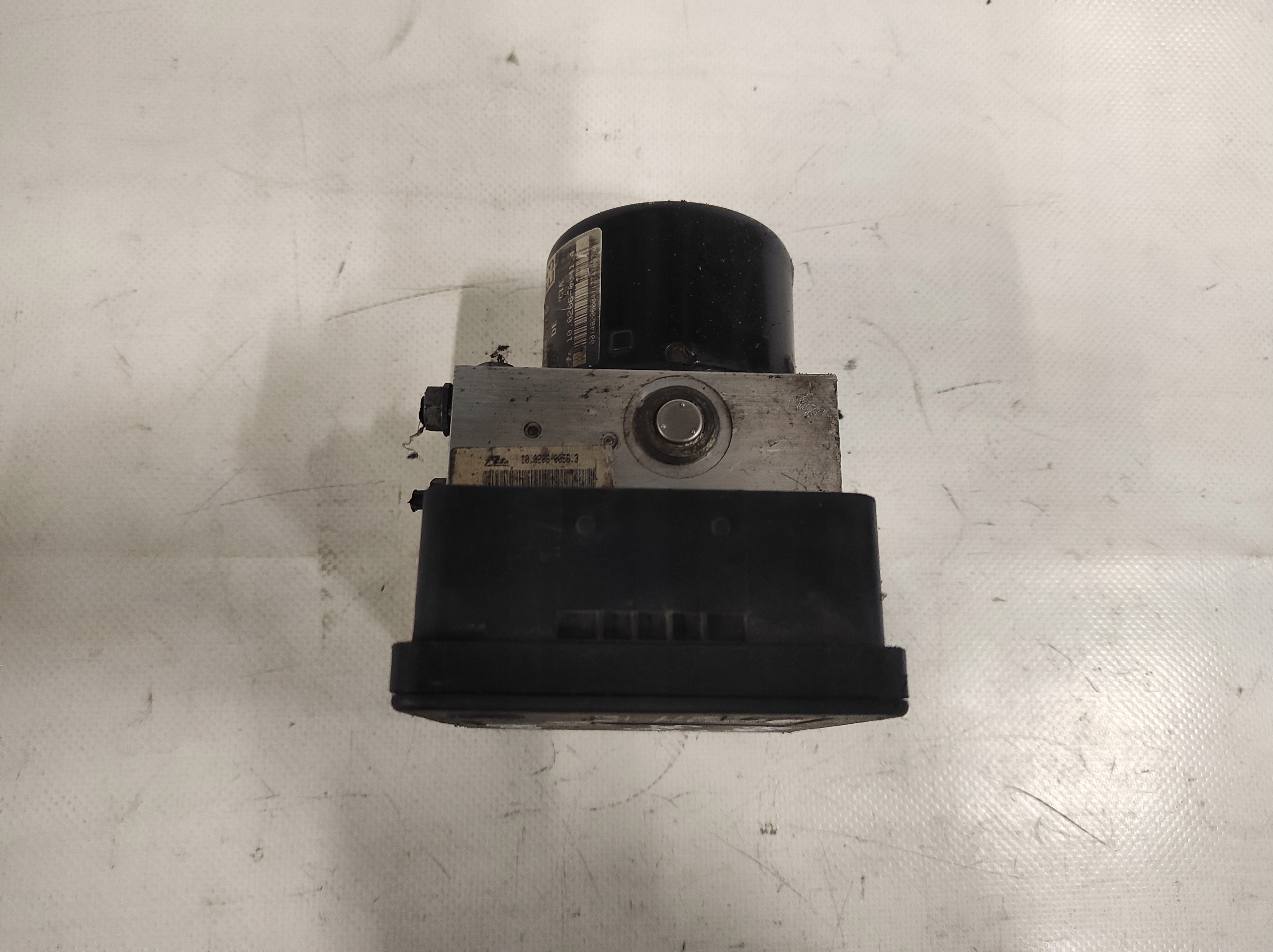 Audi A3 8P OE 1K0907379E Pumpe ABS