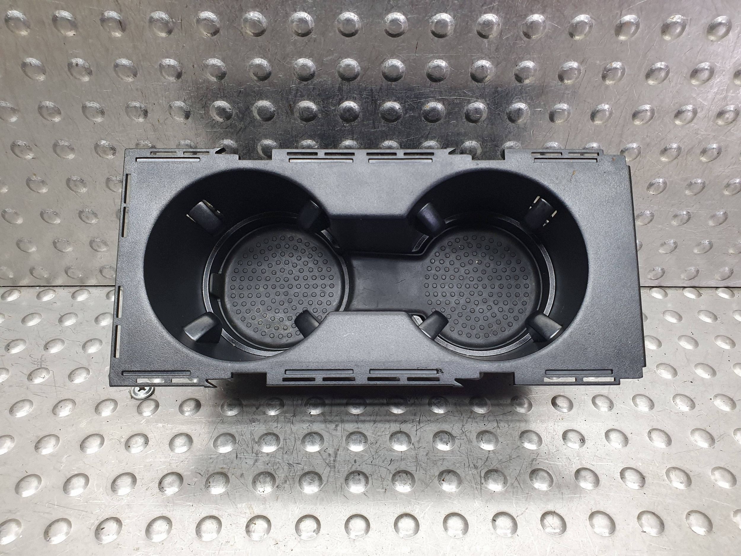 bracket for KUBKI CUP HOLDER 5G0862531 VW GOLF VII 12-20