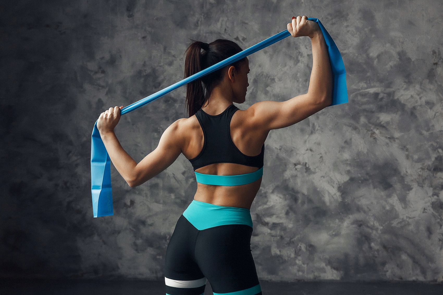 TAŚMA GUMA REHABILITACYJNA DO ĆWICZEŃ 2M FITNESS Szerokość 150 mm