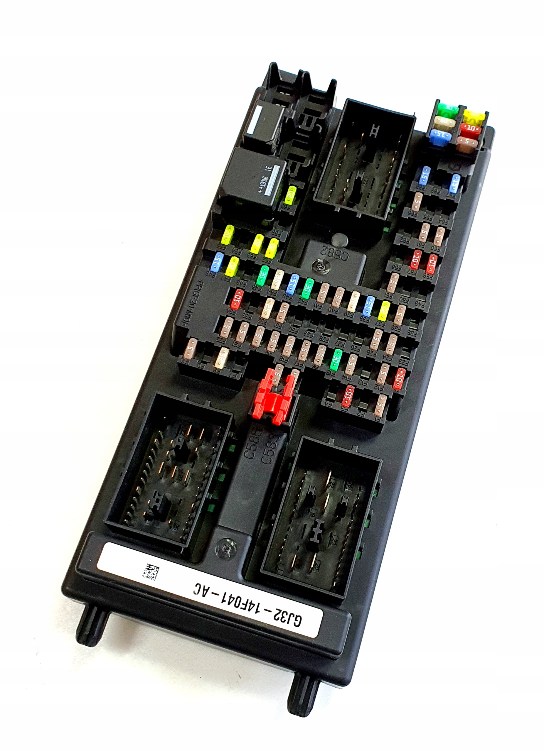 PUSZKA SKRZYNKA BEZPIECZNIKÓW RANGE ROVER EVOQUE