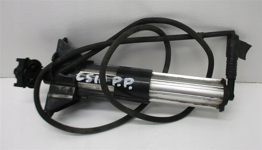 SPRYSKIWACZ LAMPY XENON PRAWY CITROEN C5 III X7