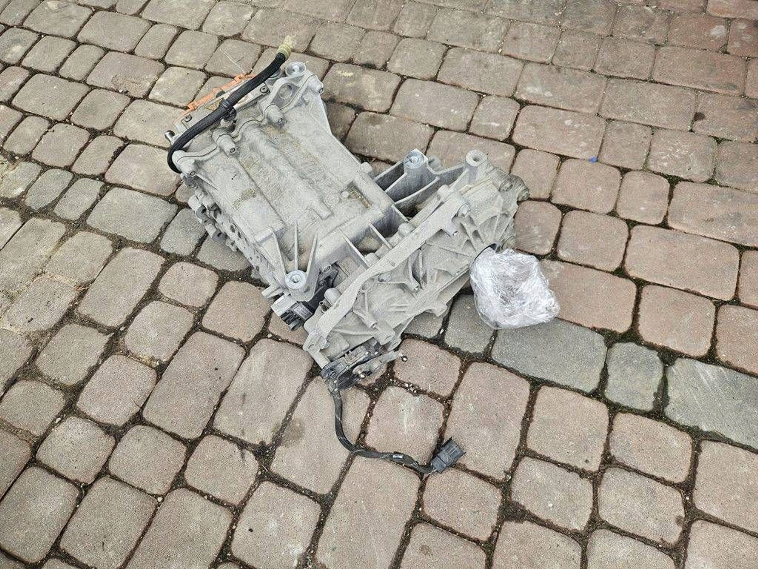 engine gearbox, Renault Zoe 290127953R 5AMB450