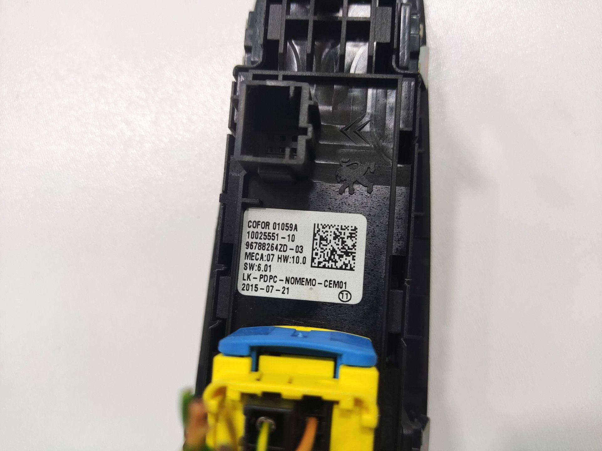 PANEL window control switch left front PEUGEOT 308 II T9 2013-2017 96788264ZD
