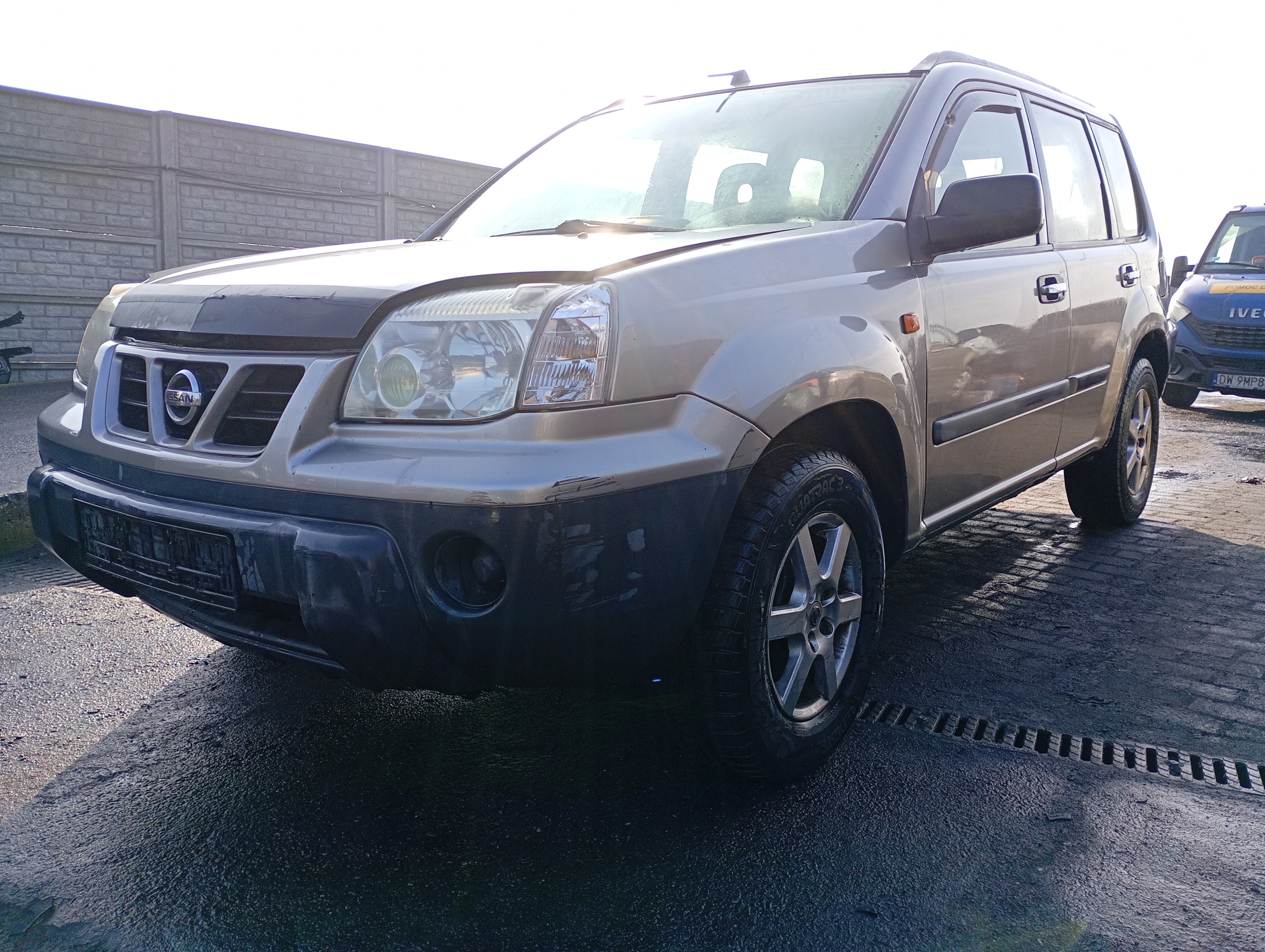 Nissan X-Trail T30 01-05 REFLEKTOR light left front front